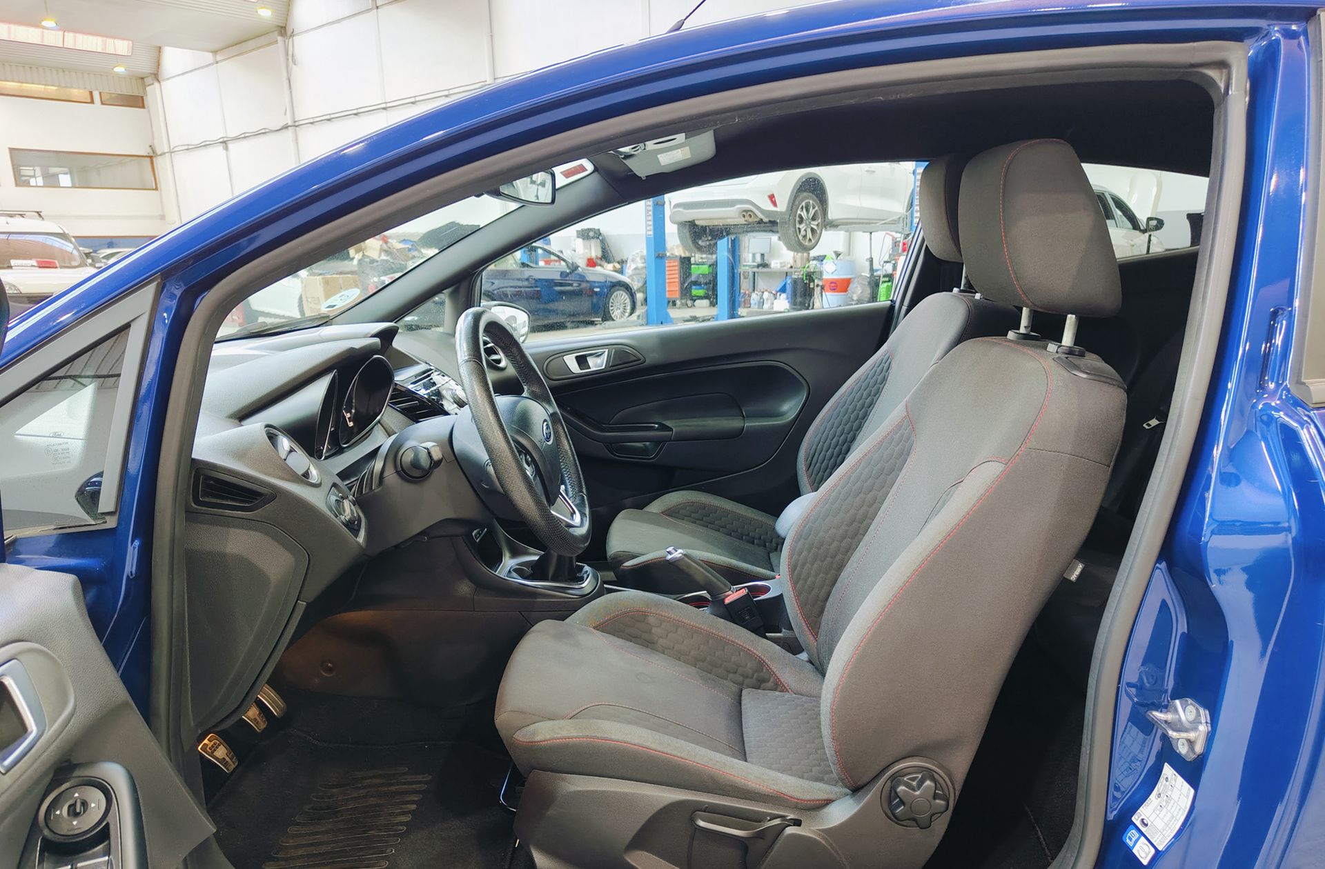 Ford Fiesta 1.0 EcoBoost ST-Line - foto 10