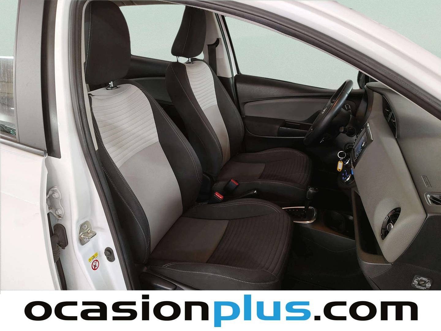 Fotos maletero Toyota Yaris Toyota Yaris 1.5 Hybrid Active (100 CV)