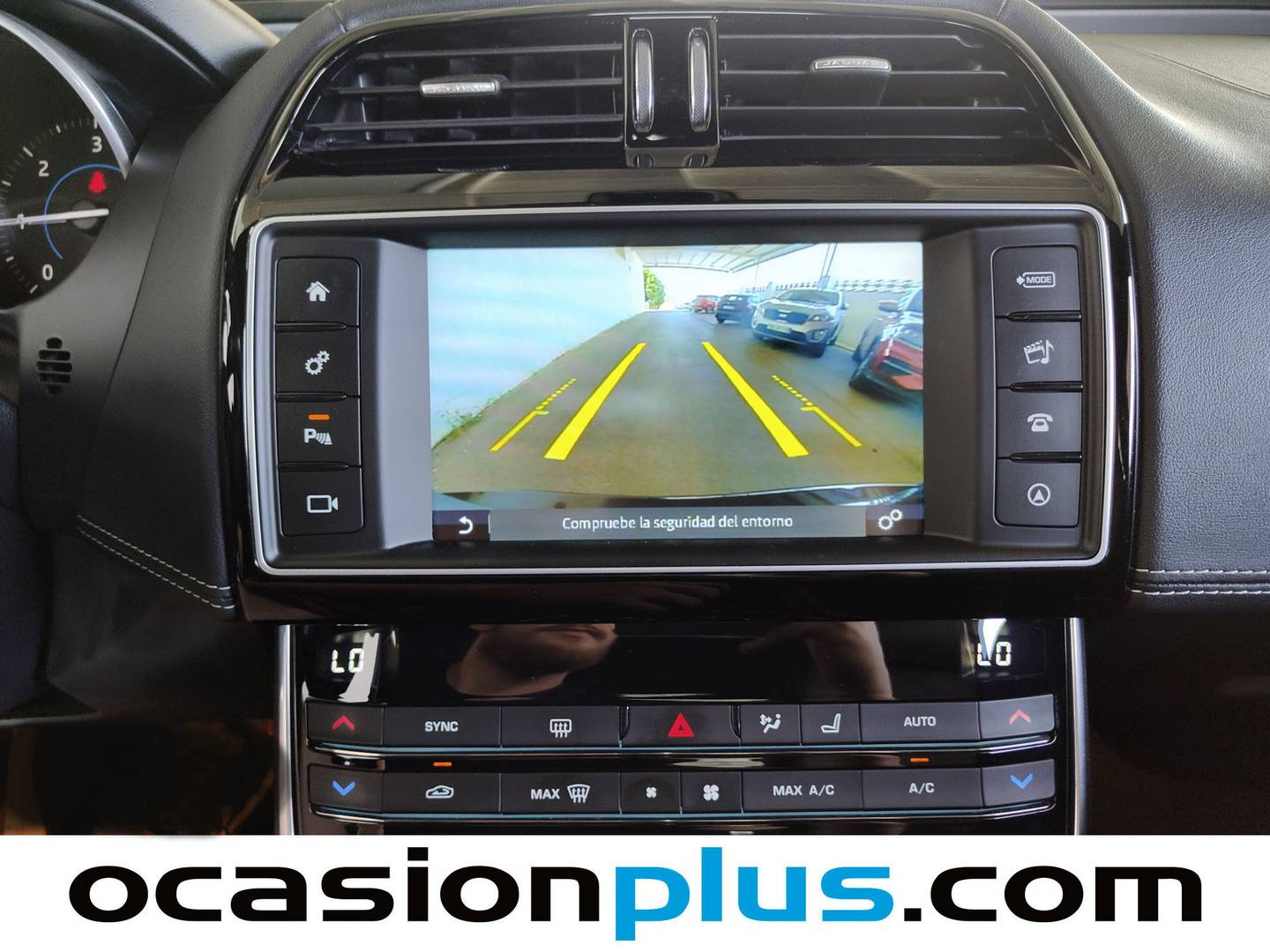 Extras del Jaguar XE Jaguar XE 2.0 Diesel R-Sport RWD Auto (180 CV)