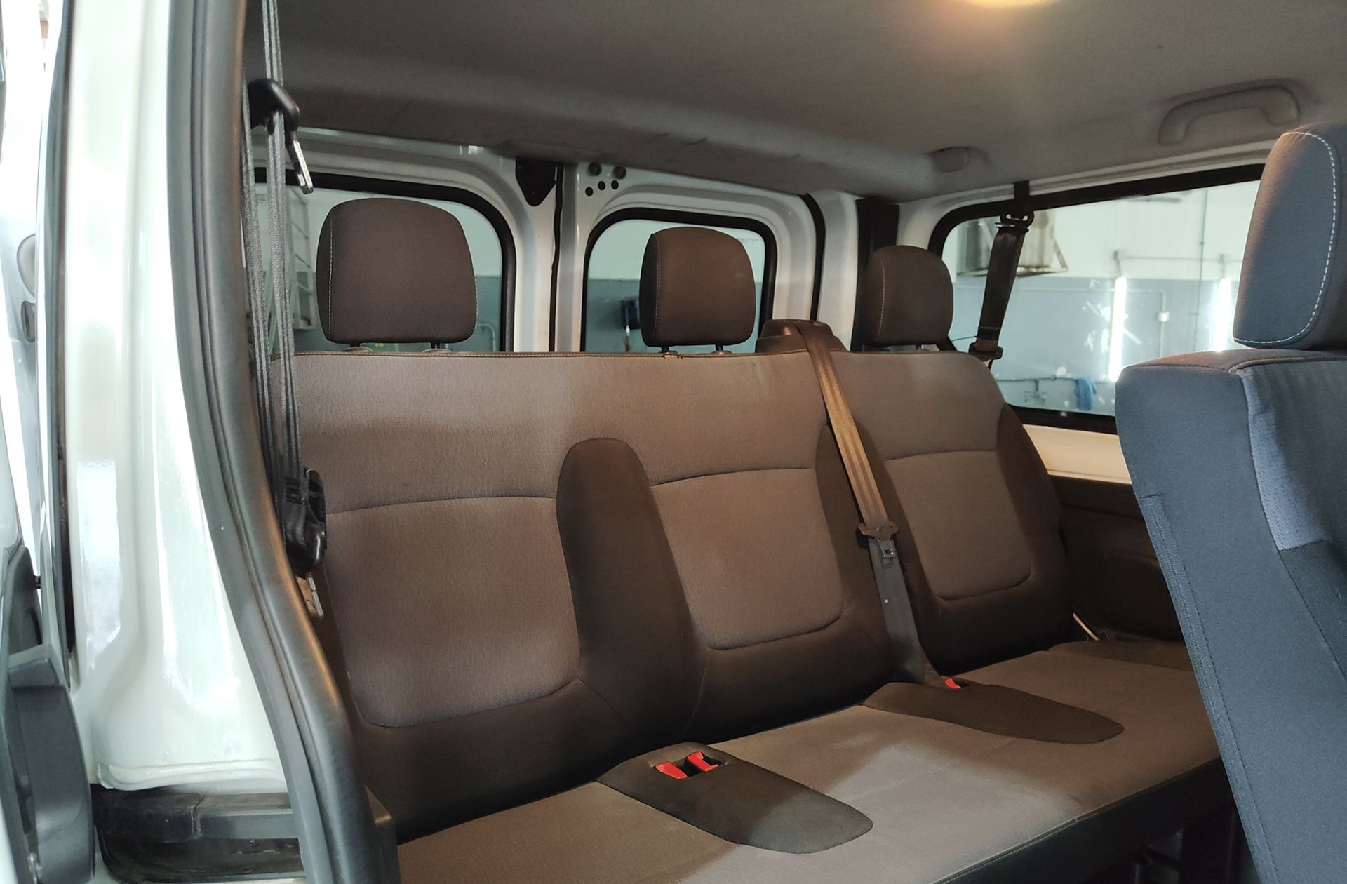 Opel Vivaro Combi 1.6 CDTI Biturbo 27 L1 9 plazas - foto 7