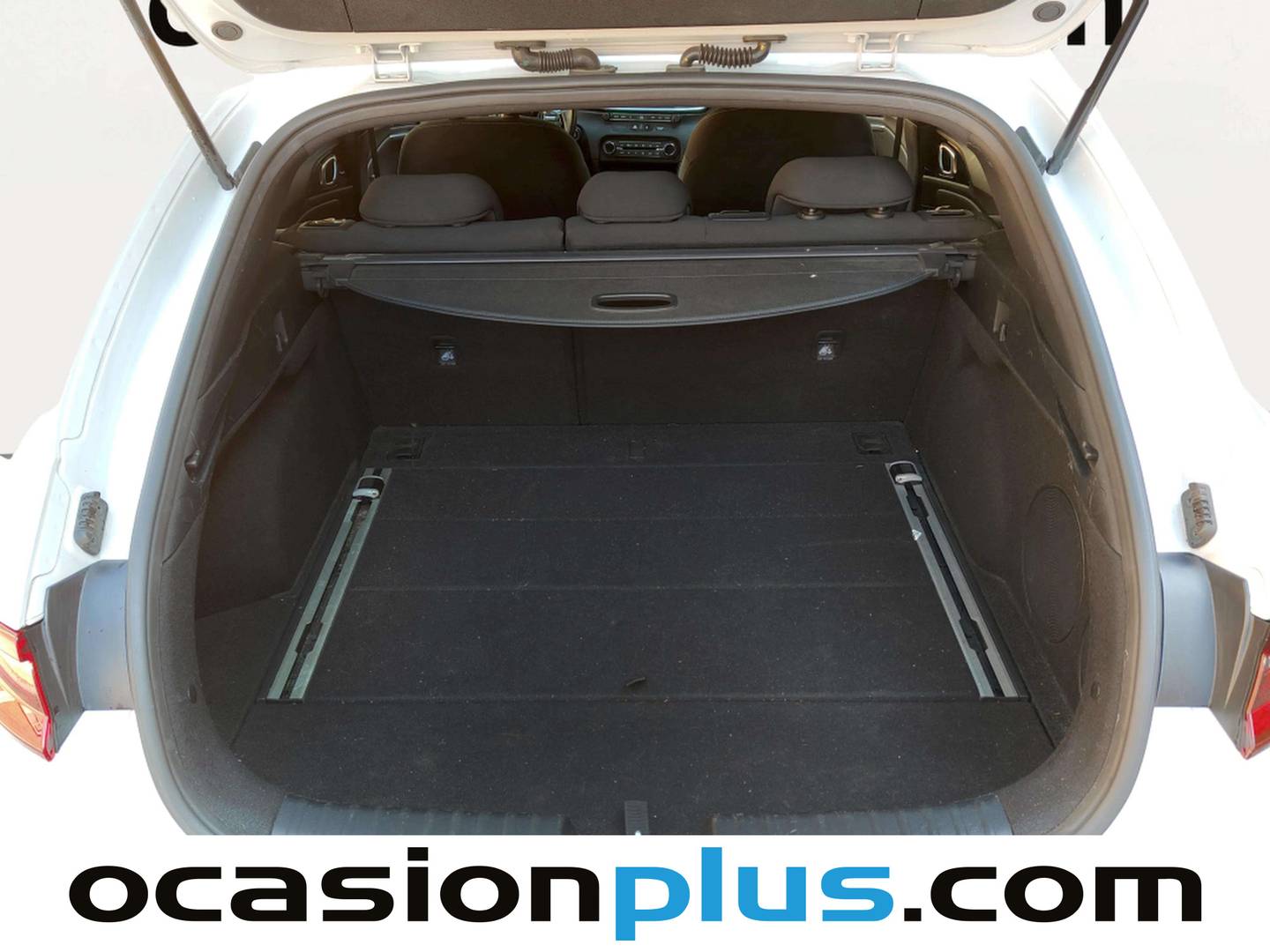 Fotos maletero KIA ProCeed Kia ProCeed 1.4 T-GDI GT Line (140 CV)