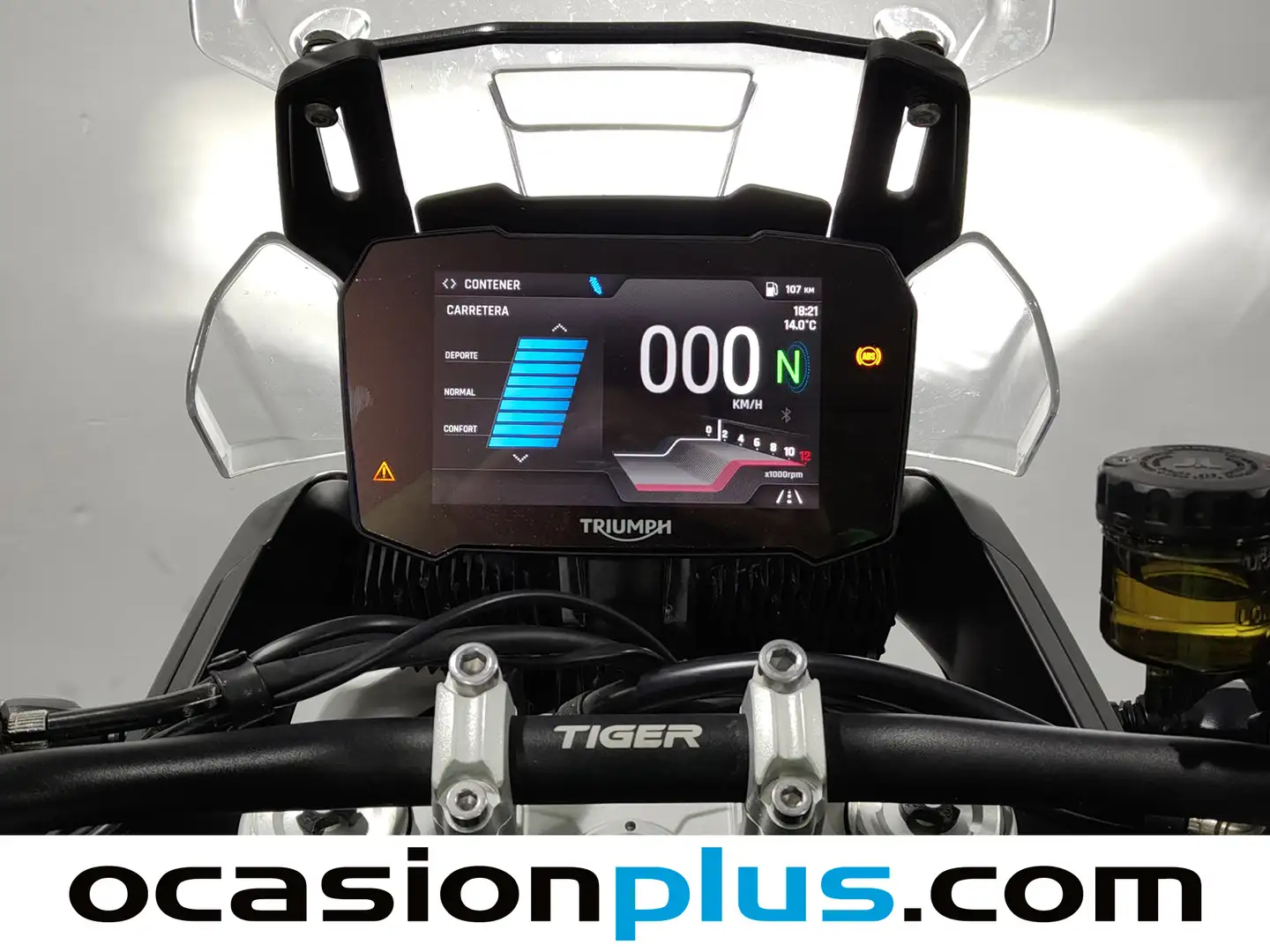 Foto Triumph Tiger 900 GT PRO Triumph Tiger 900 GT PRO (95 CV)