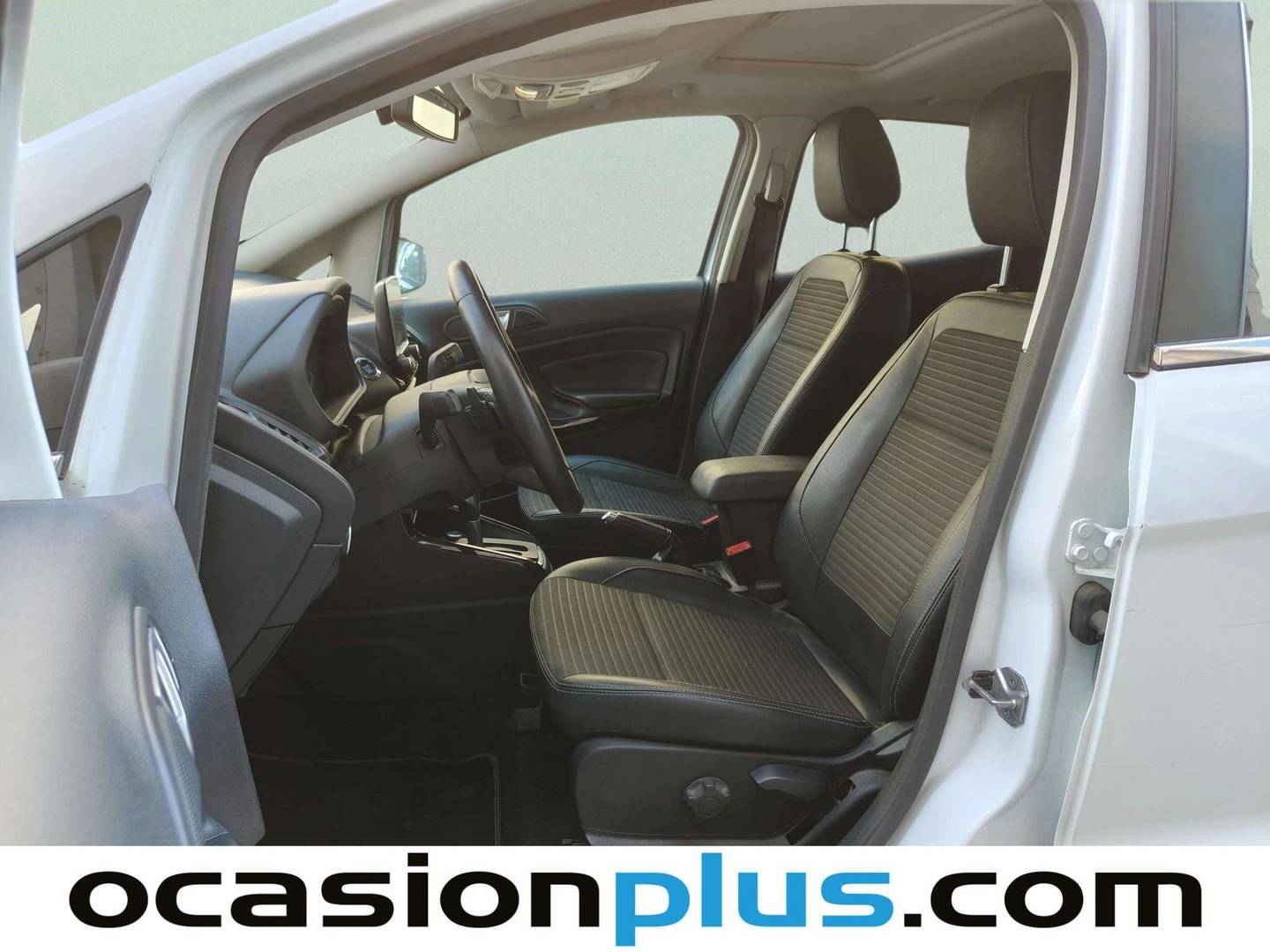 Foto asientos delanteros Ford EcoSport Ford EcoSport 1.0 EcoBoost S&S Titanium Auto (125 CV)