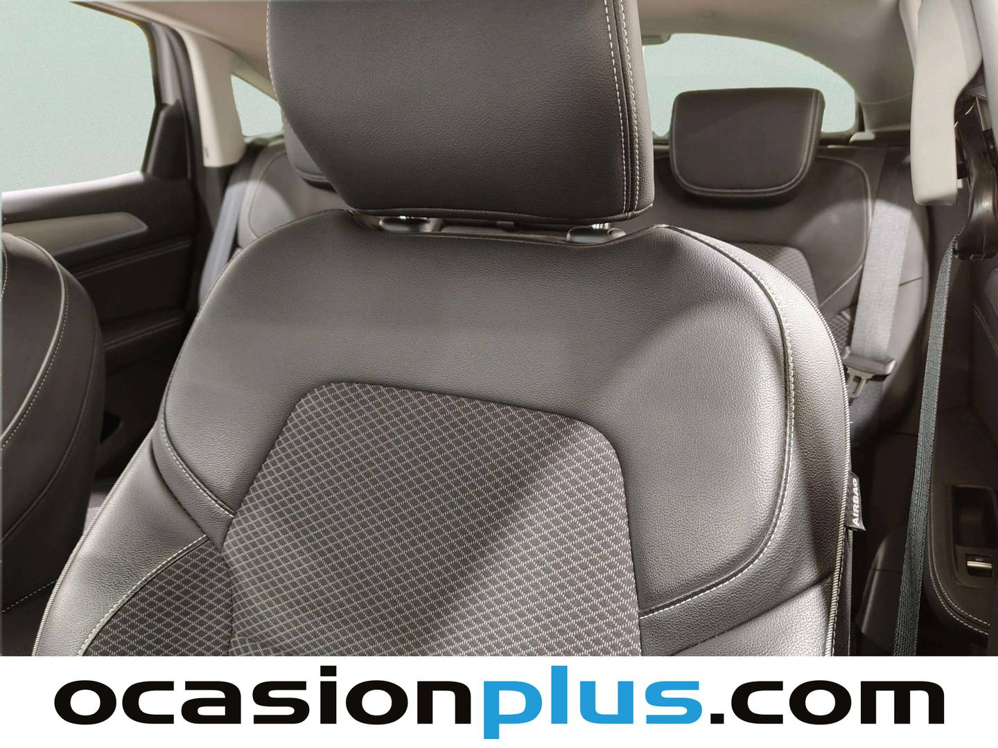 Foto Renault Arkana Renault Arkana Zen TCe (140 CV) EDC Microhíbrido