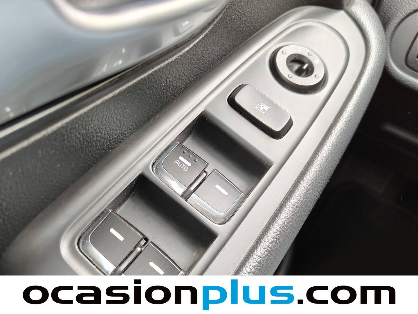 KIA Carens KIA Carens 1.7 CRDi VGT Concept Eco-Dynam (115 CV) 7 Plazas km 0