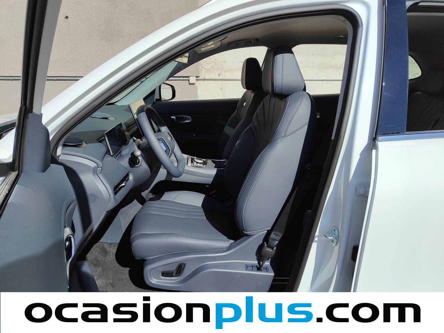 Foto asientos delanteros Geely Starray EM-i Geely Starray EM-i 1.5 PHEV PRO (262 CV)