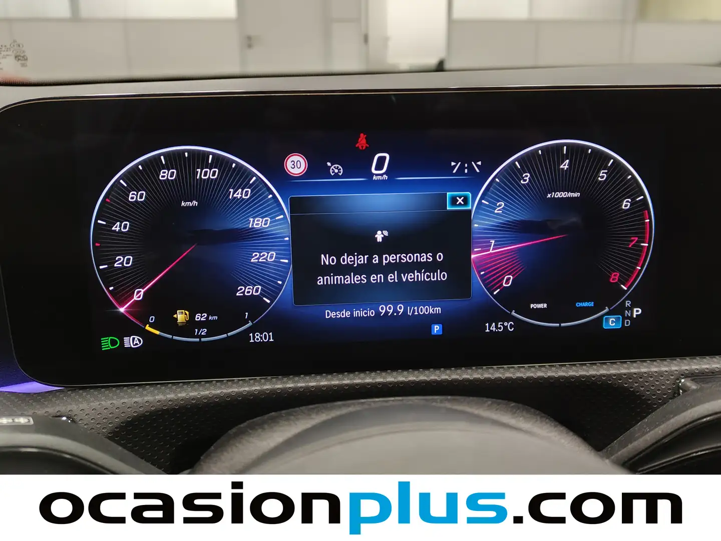 Foto Mercedes Clase A Mercedes-Benz Clase A 180 Pack AMG (136 CV)