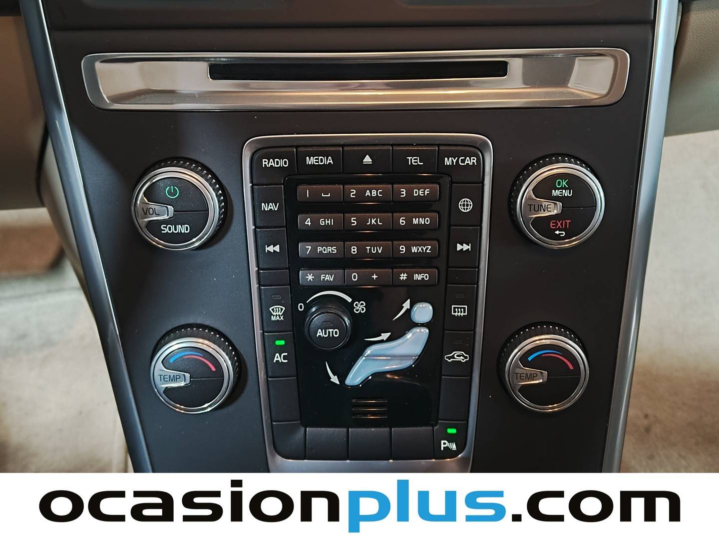 Foto Volvo XC60 Volvo XC60 D3 Kinetic Auto (136 CV)