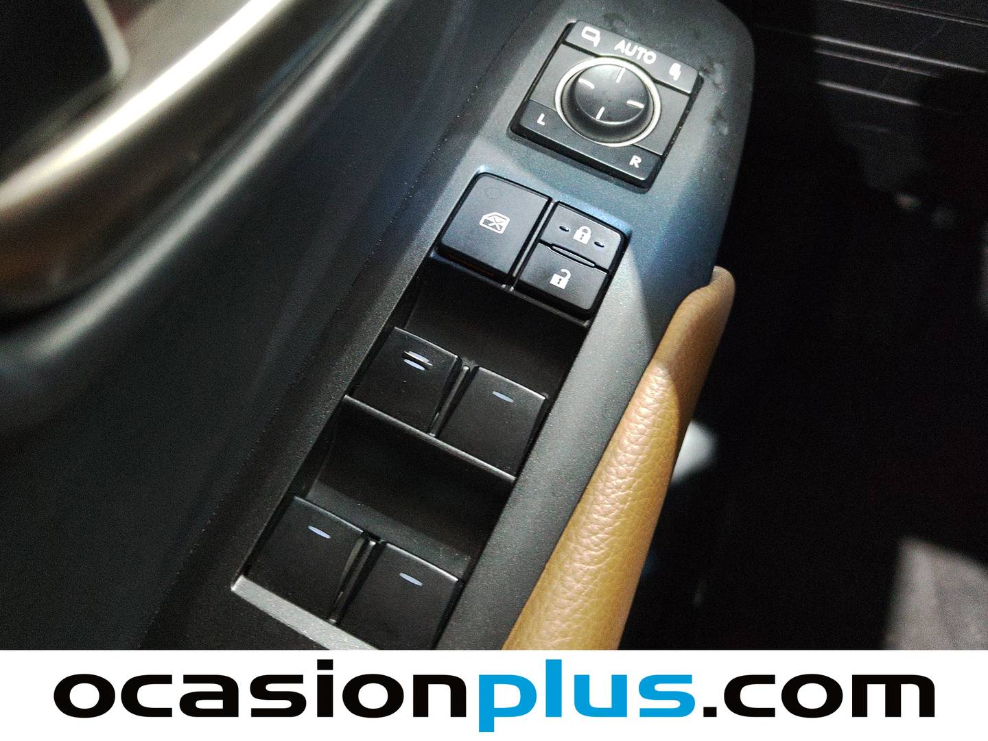 Lexus NX Lexus NX 300h Corporate 2WD + Navibox (197 CV) 197cv