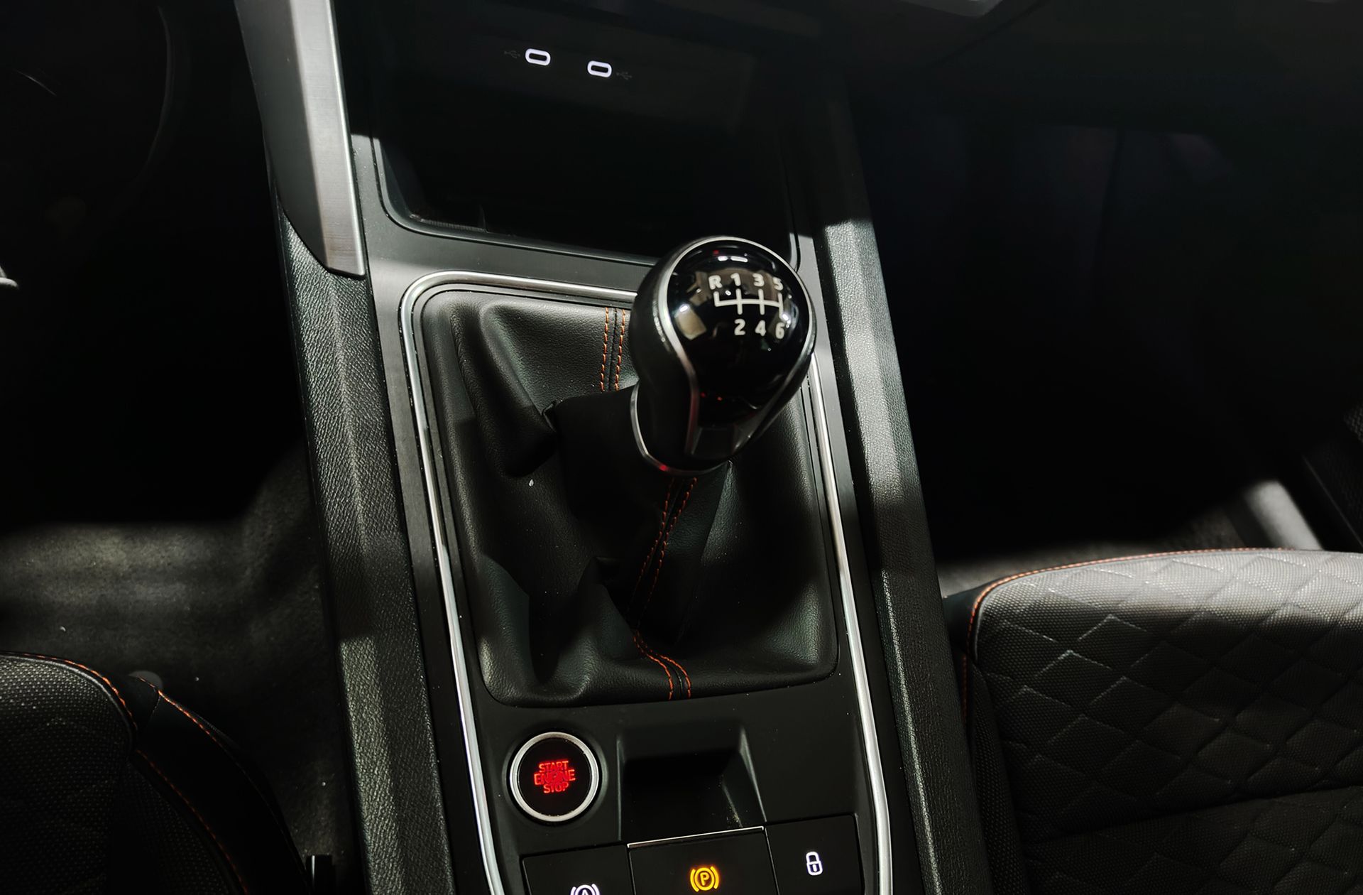 SEAT León 1.0 TSI FR 25 Aniversario - foto 6