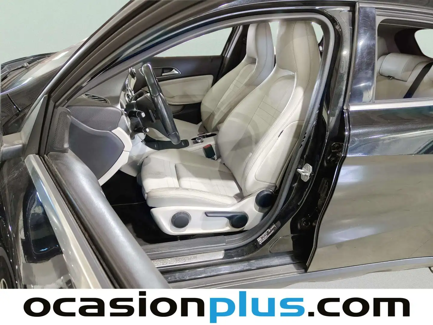 Foto Mercedes GLA Mercedes-Benz GLA GLA 200 d Urban (136 CV)