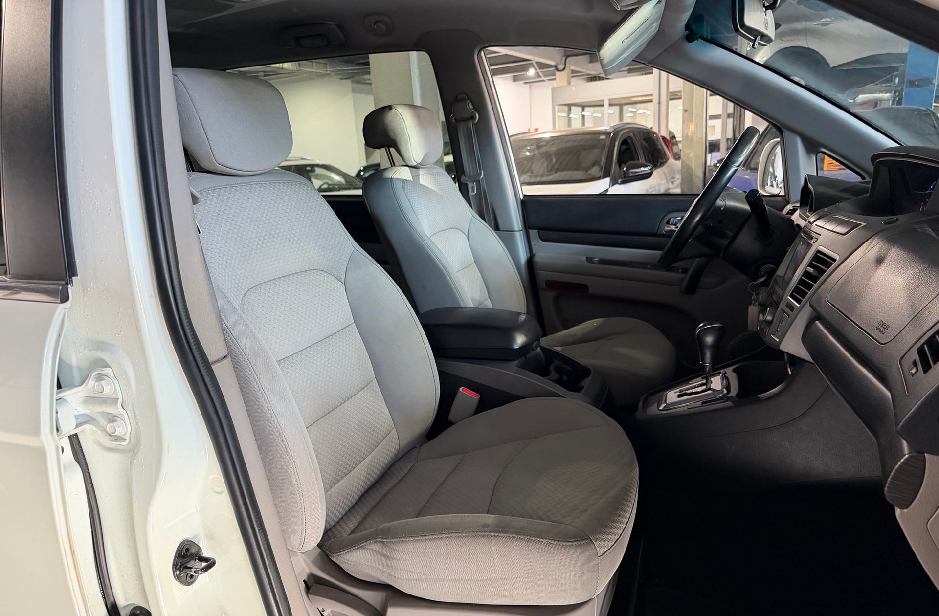 SsangYong Rodius D22T Premium 7 plazas - foto 16