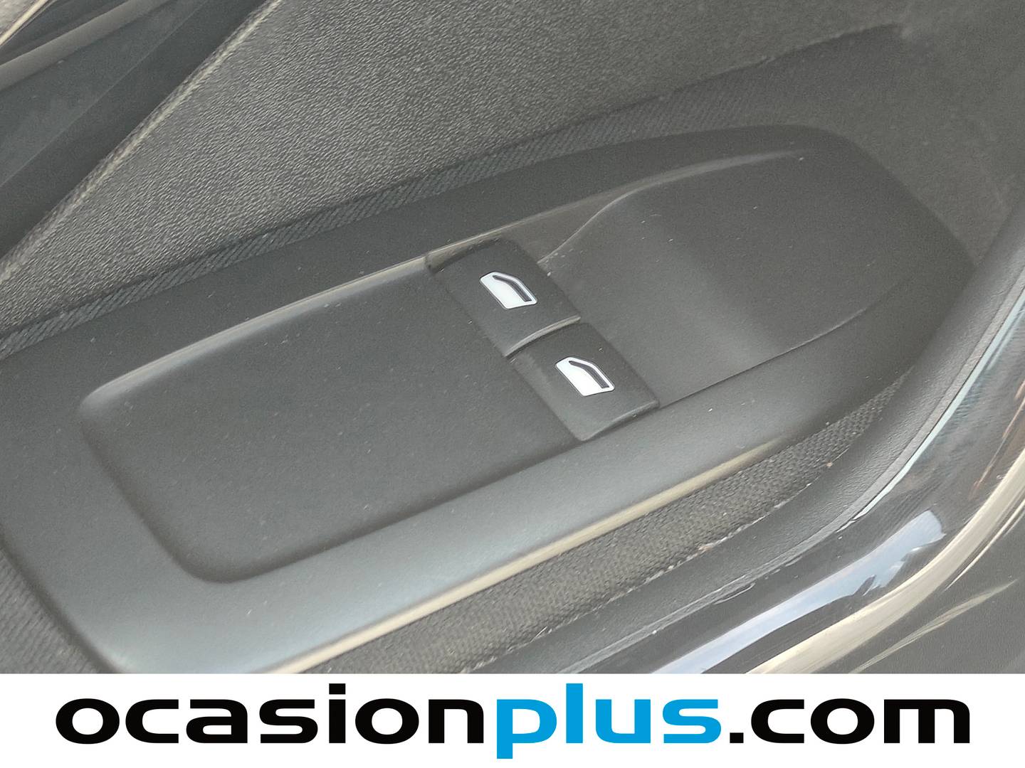 Peugeot 208 Peugeot 208 1.2 PureTech Access (82 CV) al mejor precio