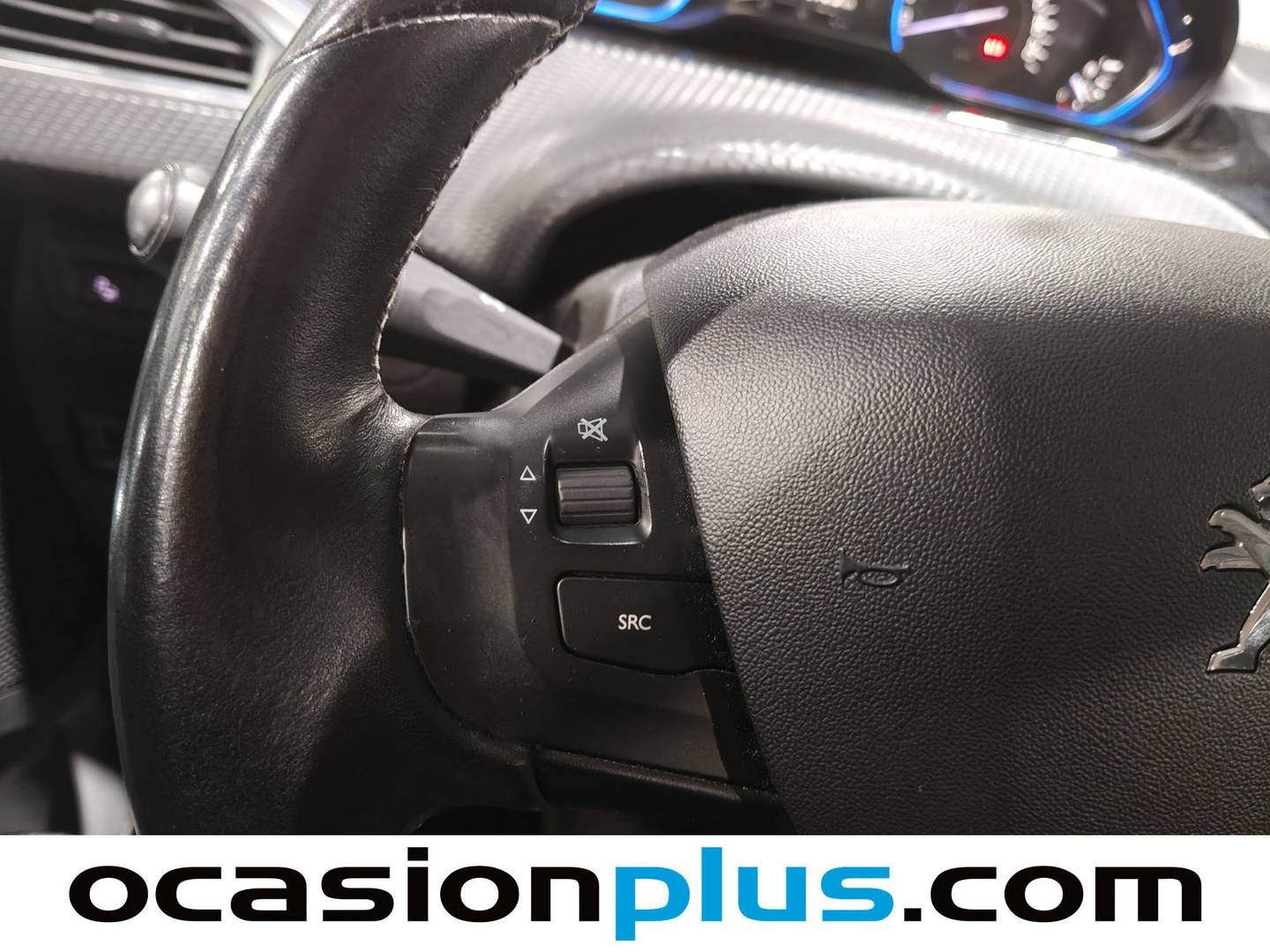 Foto Peugeot 2008 Peugeot 2008 BlueHDi 120 S&S Allure 88 kW (120 CV)