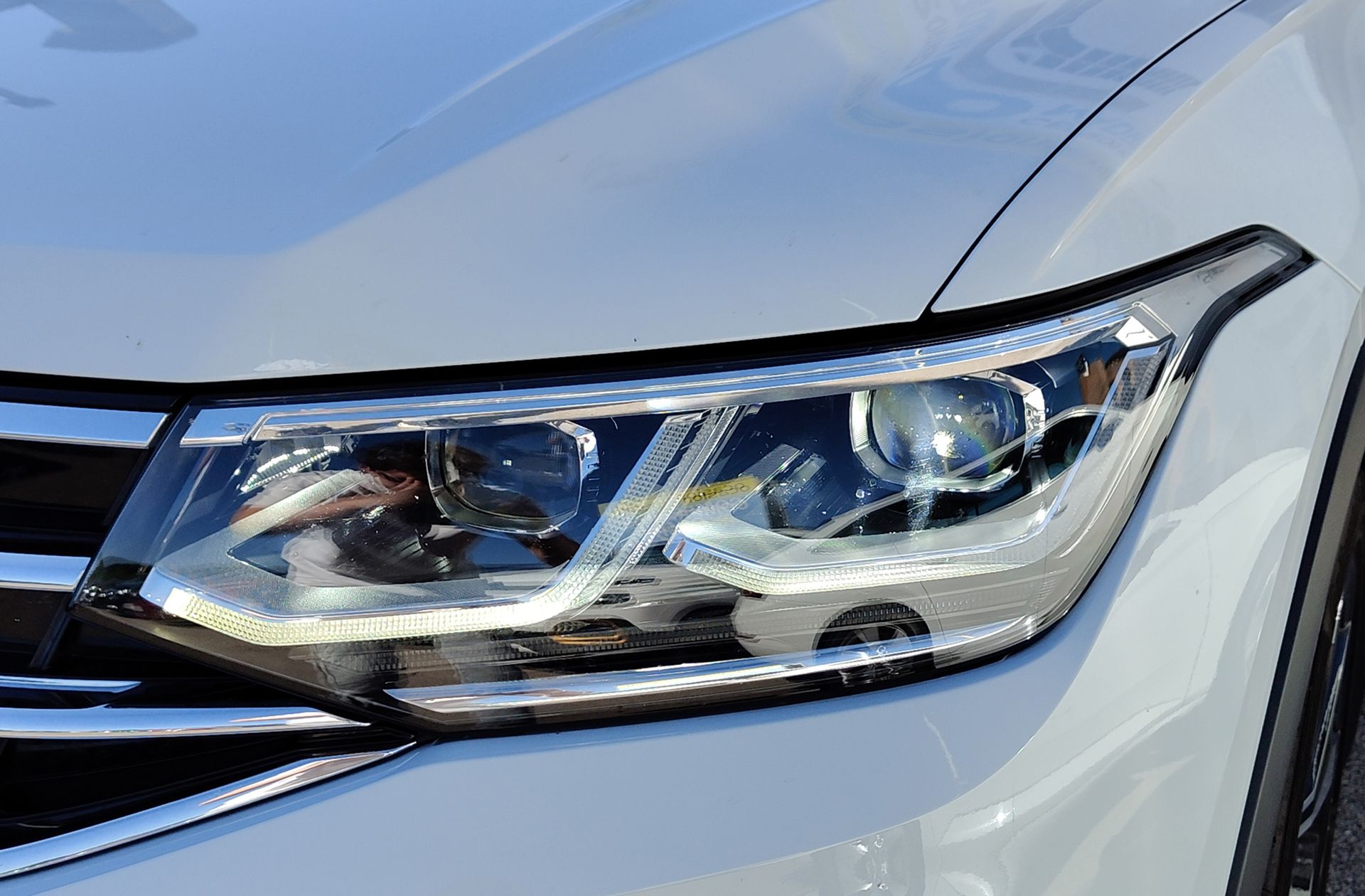 Volkswagen Tiguan R-Line 2.0 TDI DSG - foto 23
