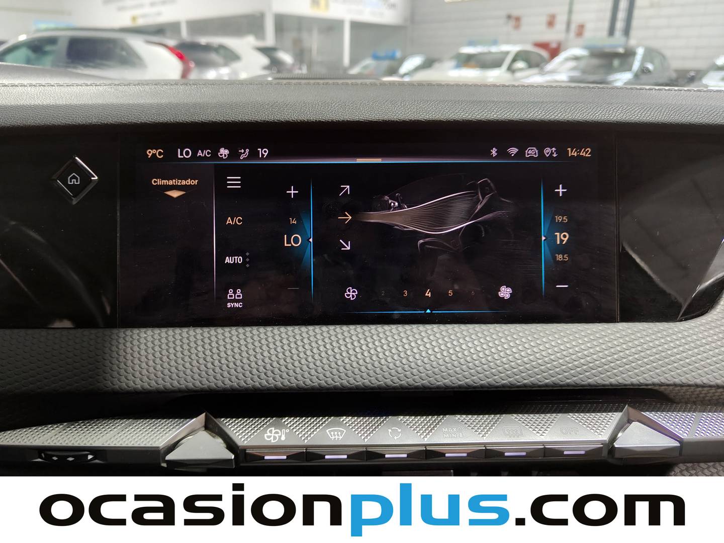 Foto DS DS 4 DS DS4 BlueHDi 130 Trocadero Auto  (130 CV)