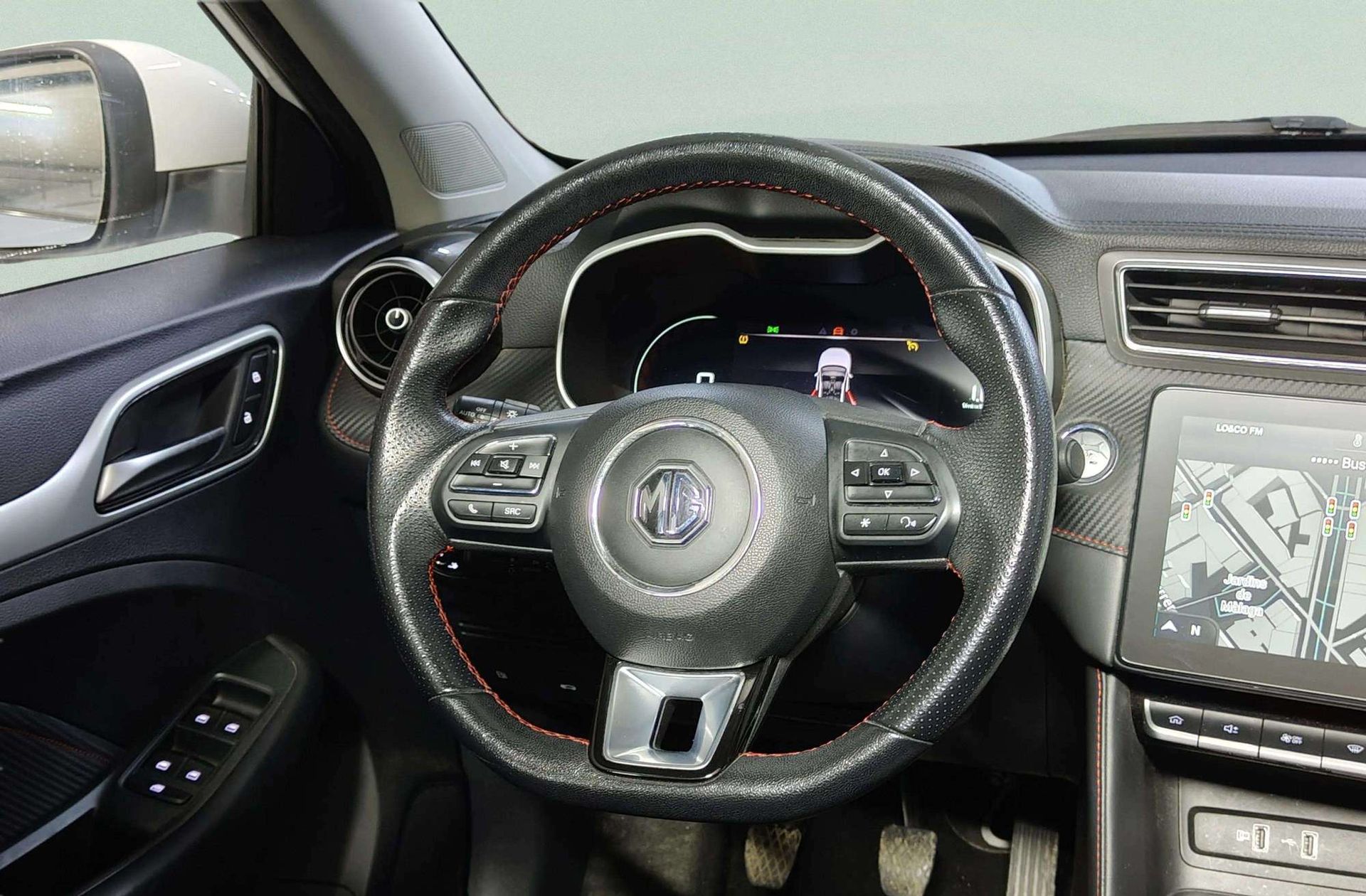 MG ZS 1.0T Luxury - foto 26