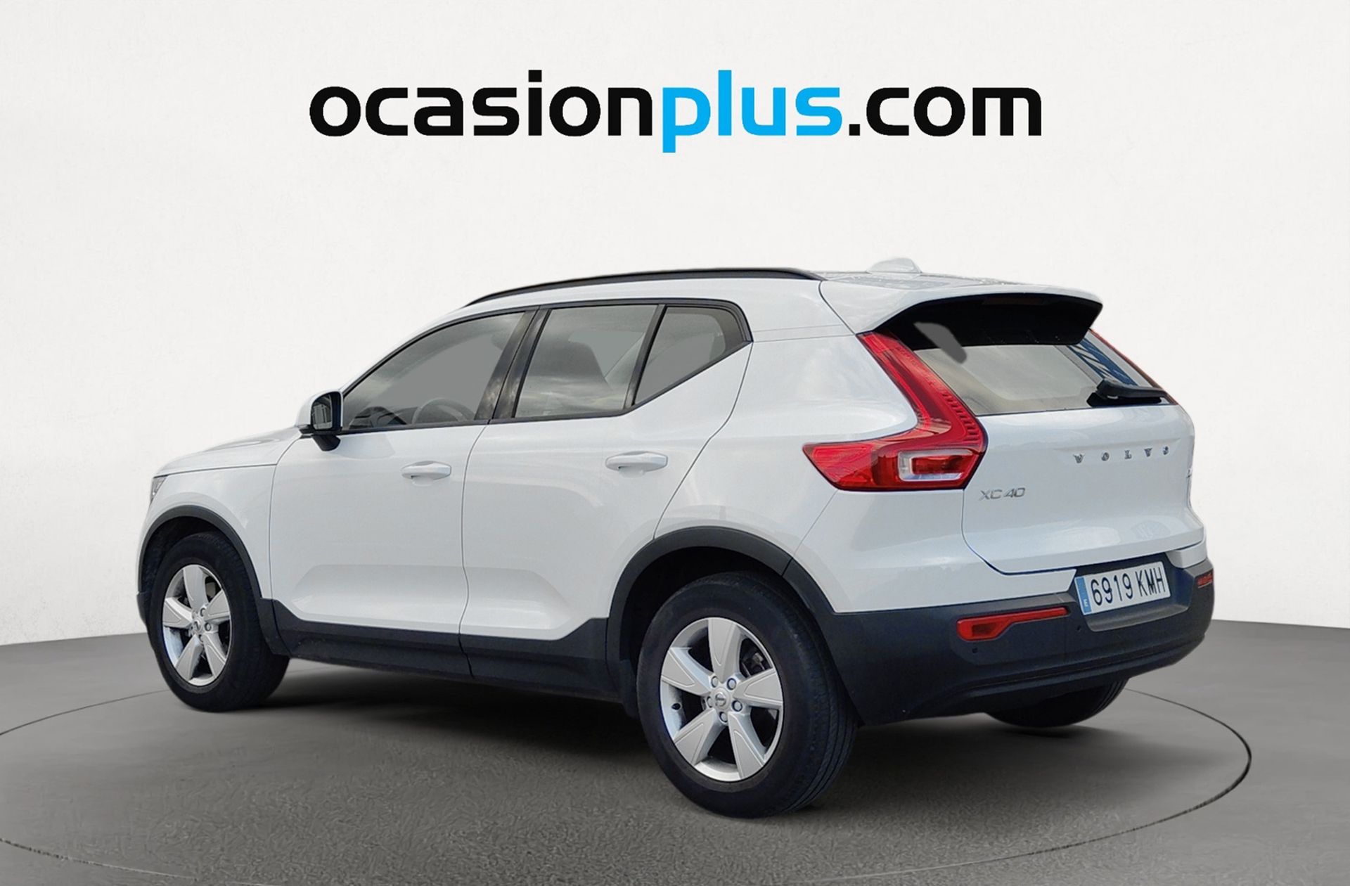 Volvo XC40 D4 AWD - foto 3