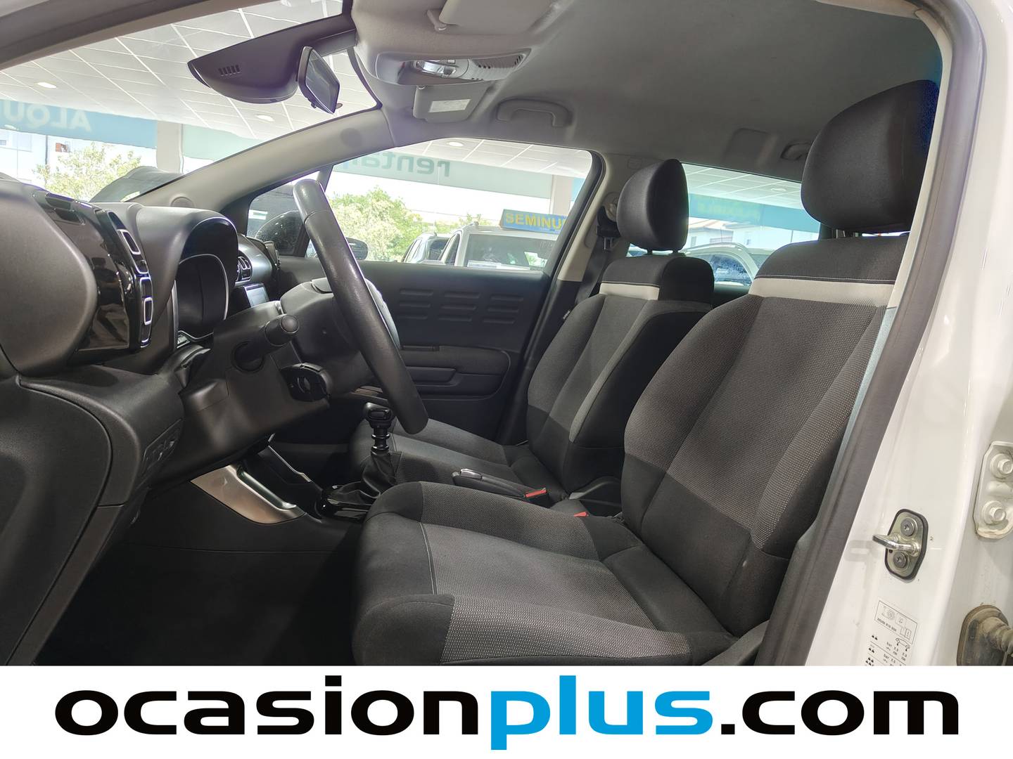 Foto asientos delanteros Citroën C3 Aircross Citroën C3 Aircross PureTech 110 S&S Plus (110 CV)