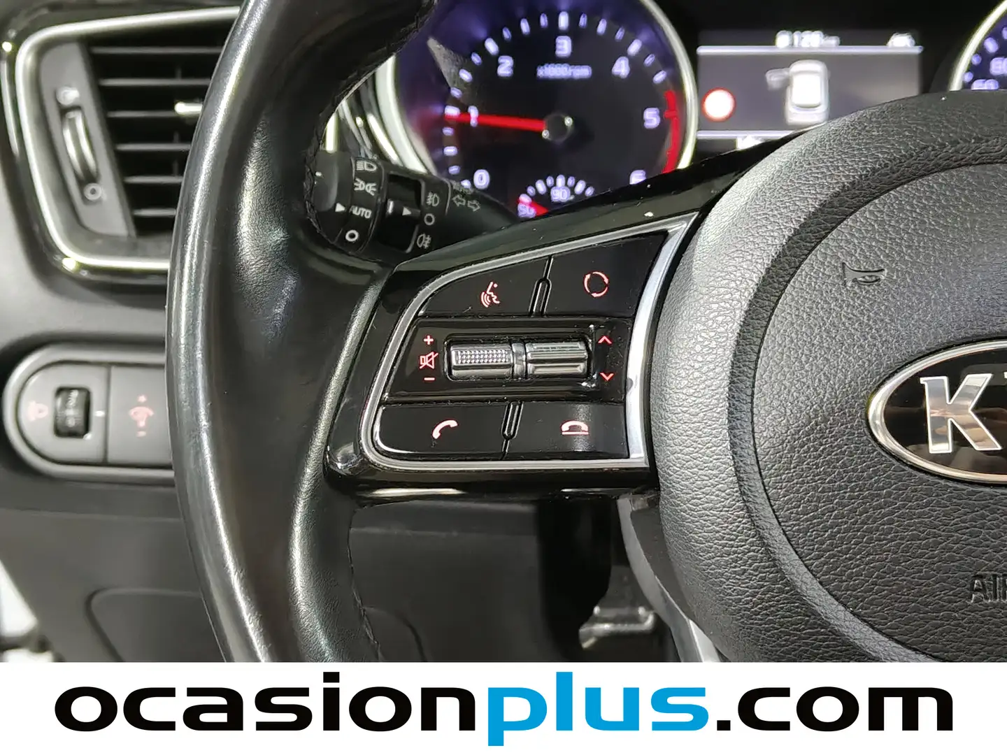 Foto KIA Ceed Kia Ceed 1.6 CRDi VGT x-Tech17 (136 CV)