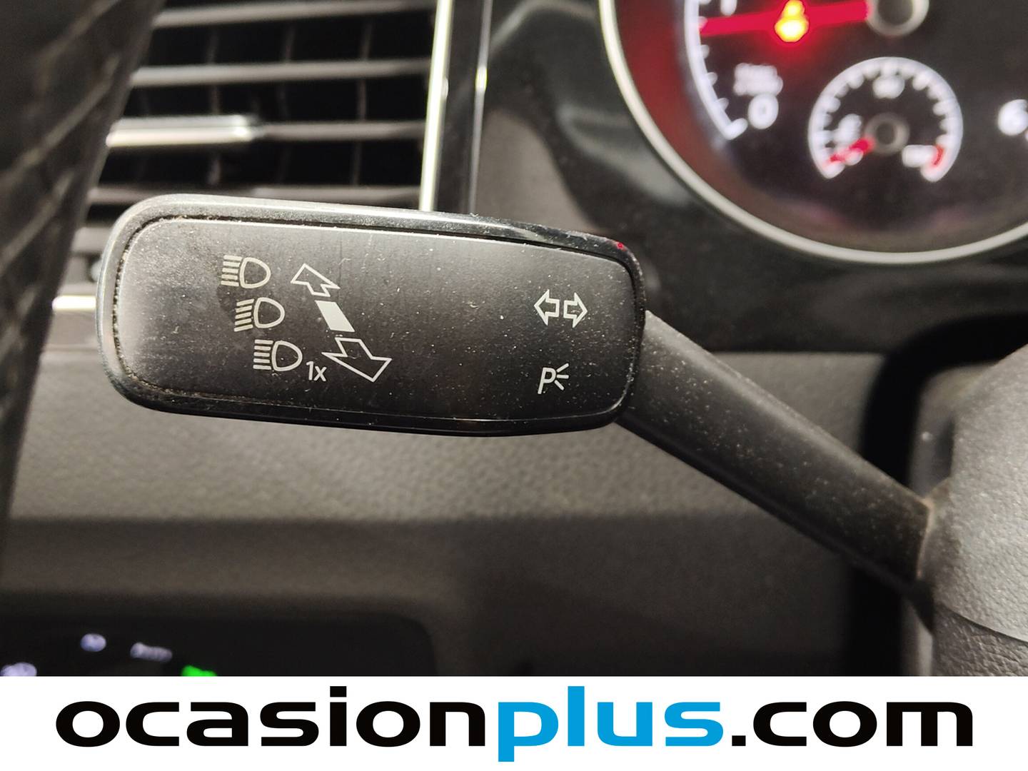Volkswagen Golf Sportsvan Volkswagen Golf Sportsvan 1.6 TDI Sport BMT DSG (110 CV) seminuevo
