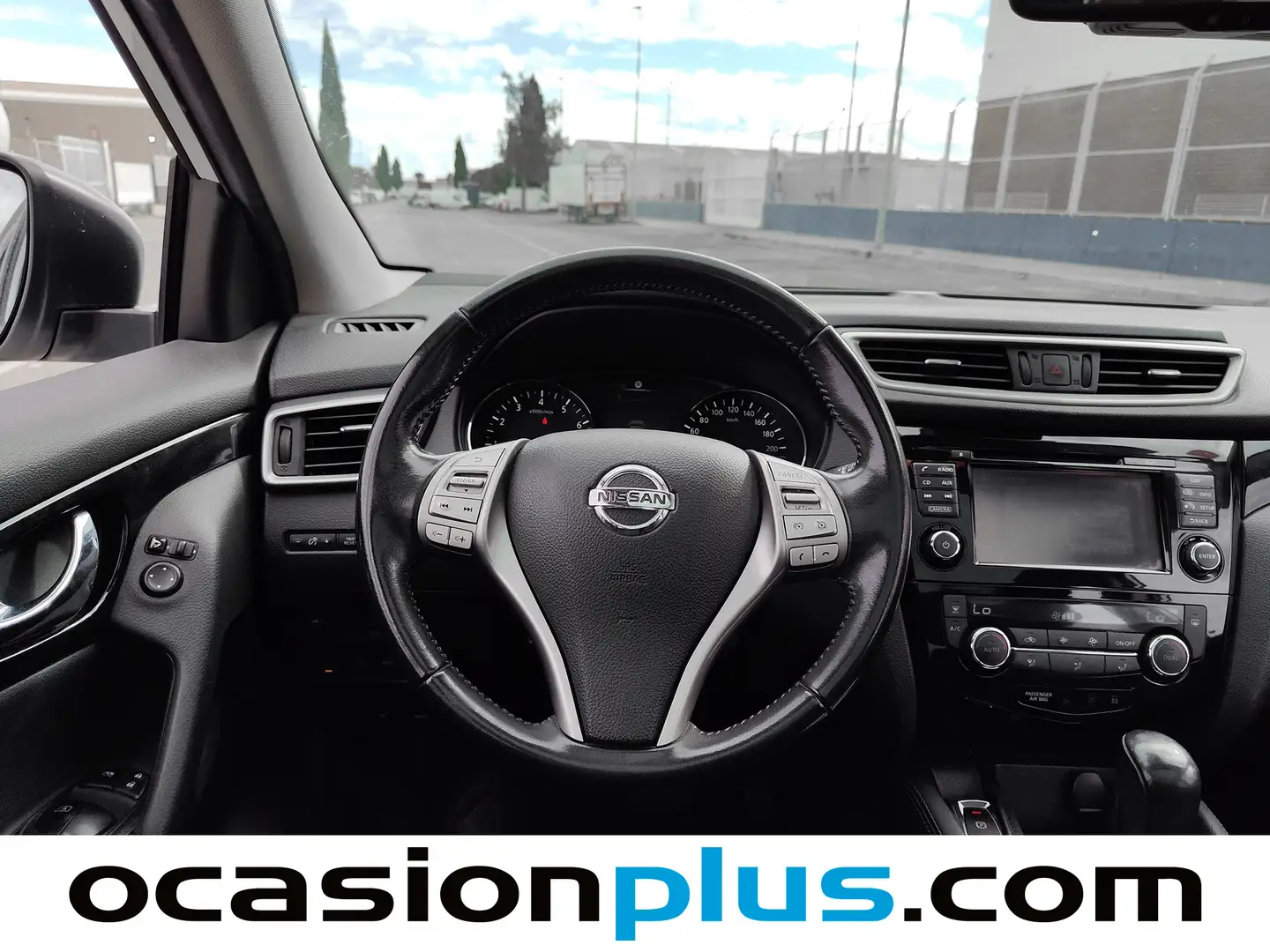 Foto Nissan QASHQAI Nissan Qashqai 1.2 DIG-T N-Connecta 4x2 XTronic (115 CV)