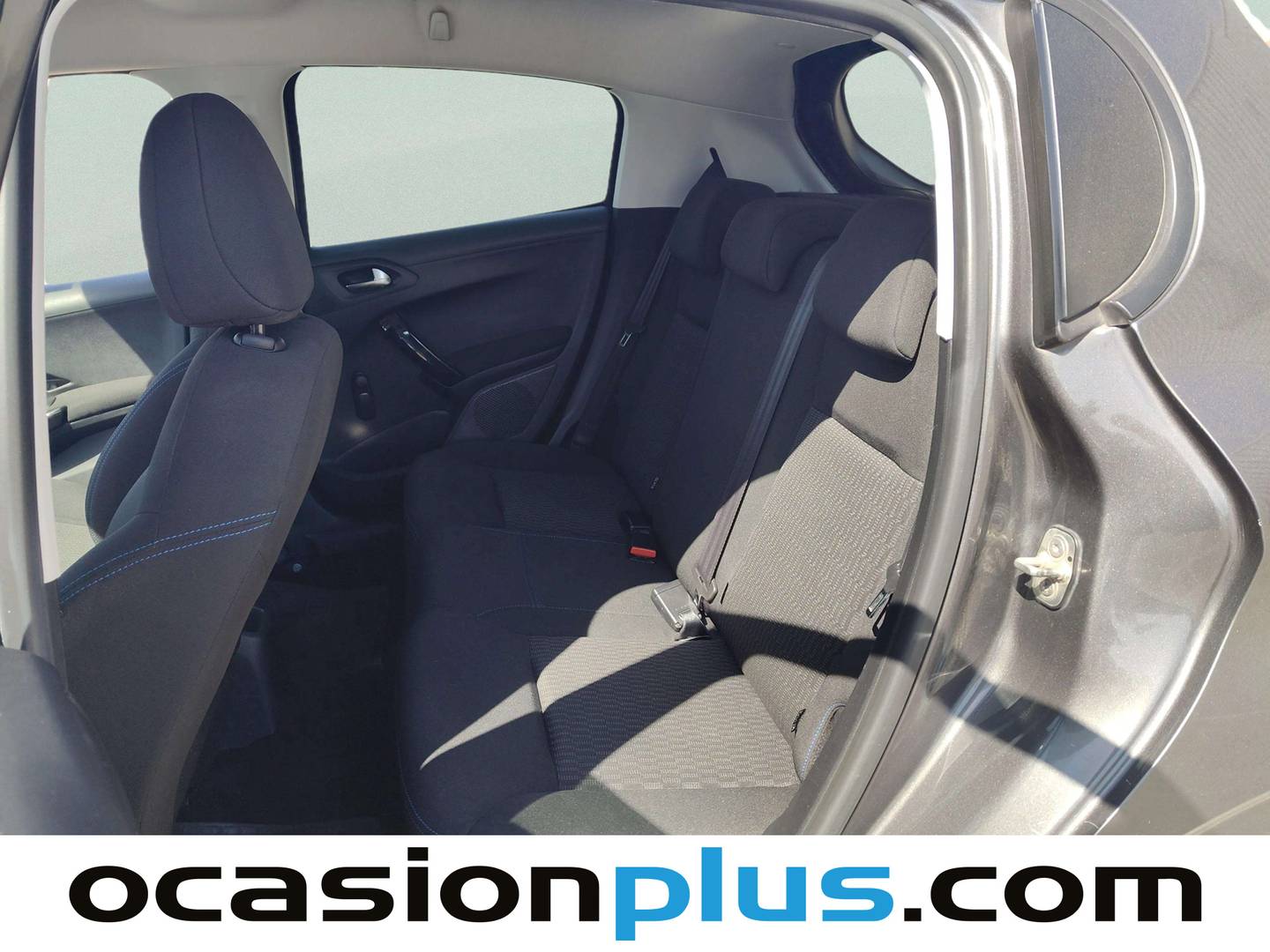 Foto asientos traseros Peugeot 208 Peugeot 208 PureTech 82 Style (82 CV)