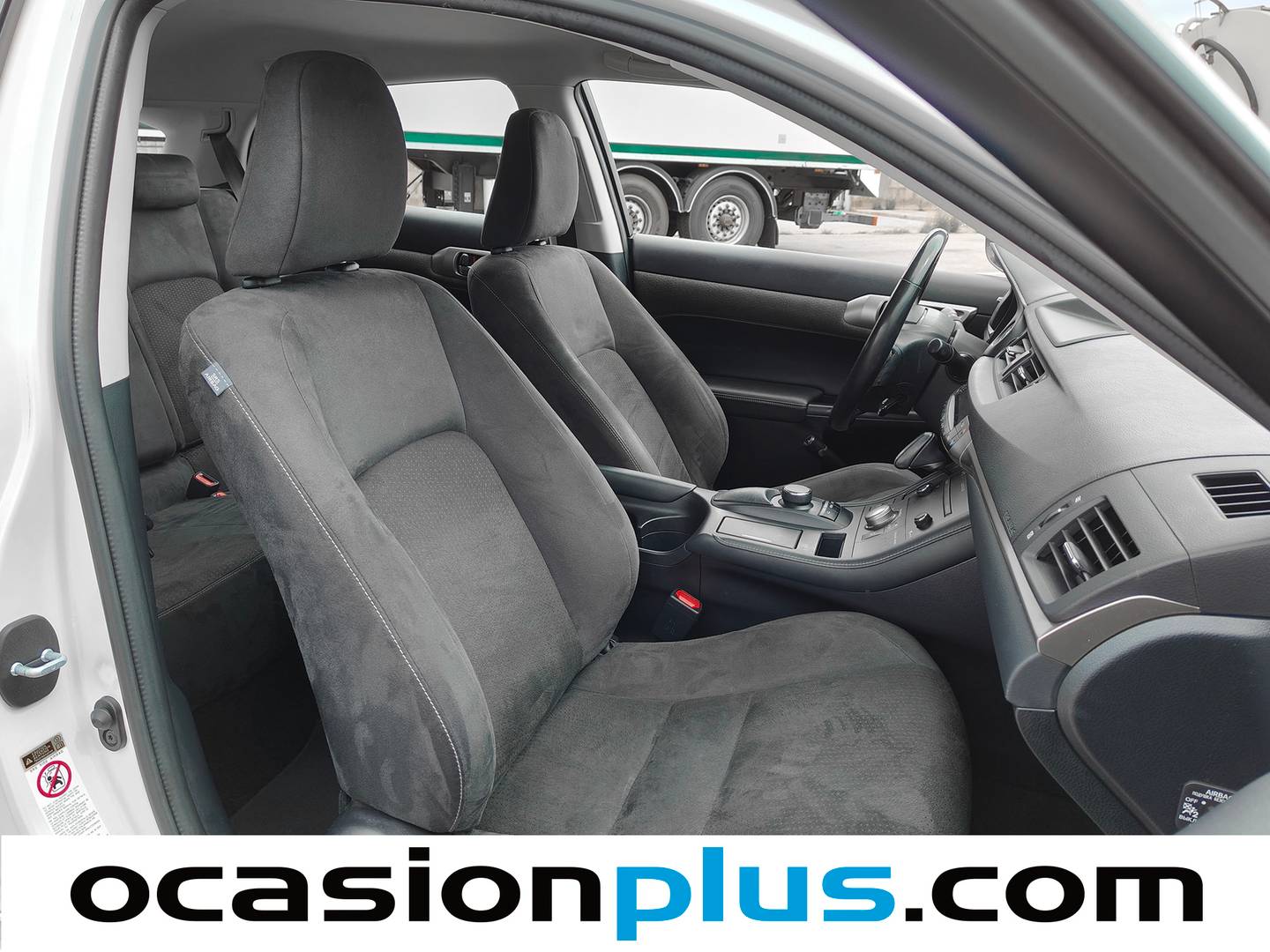 Lexus CT Lexus CT 200h Executive Tecno (136 CV) al mejor precio