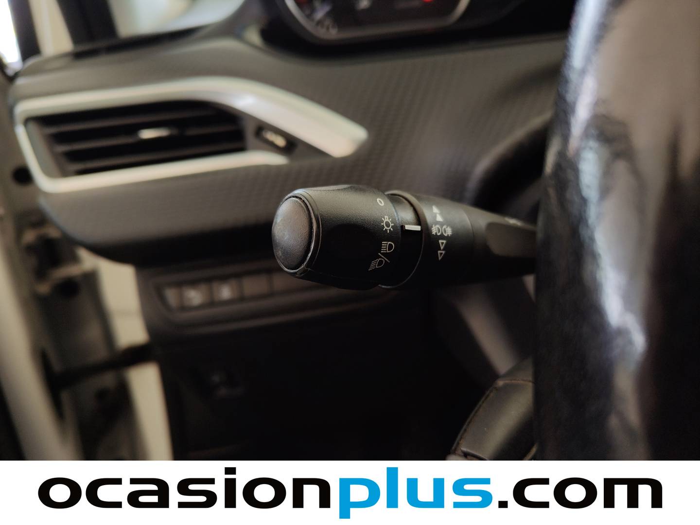 Peugeot 208 Peugeot 208 1.2L PureTech Style S (82 CV) 2017