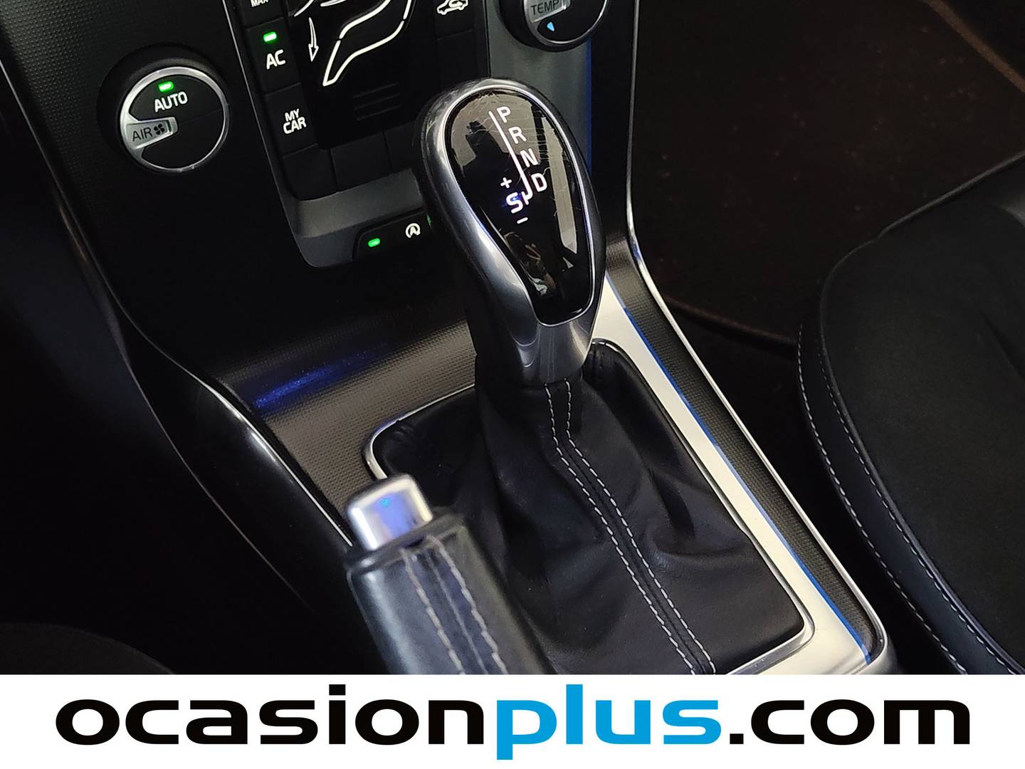 Volvo V40 Volvo V40 D3 R-Design Momentum Auto (150 CV) de segunda mano