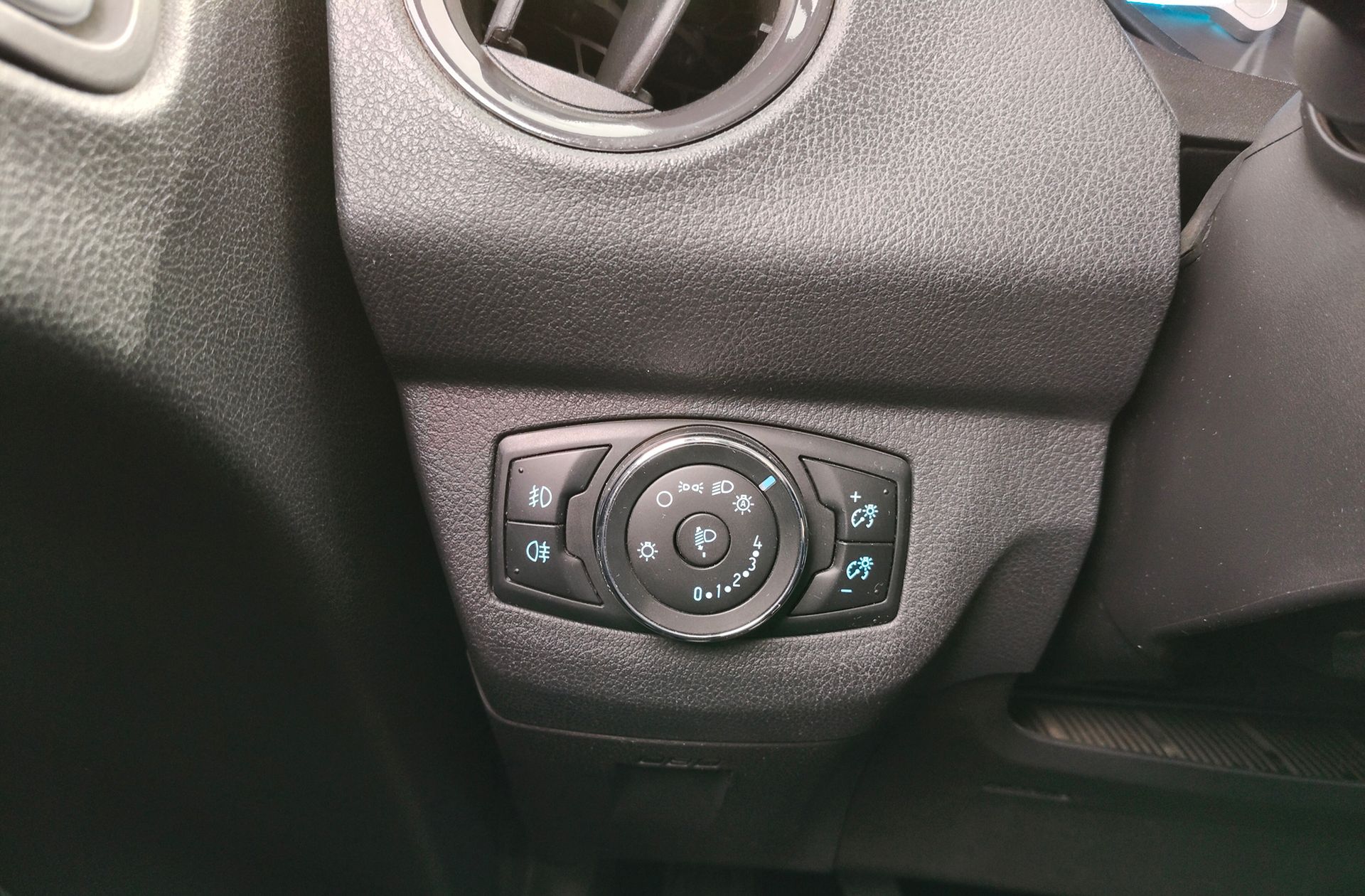 Ford Tourneo Courier 1.0 EcoBoost Sport - foto 22