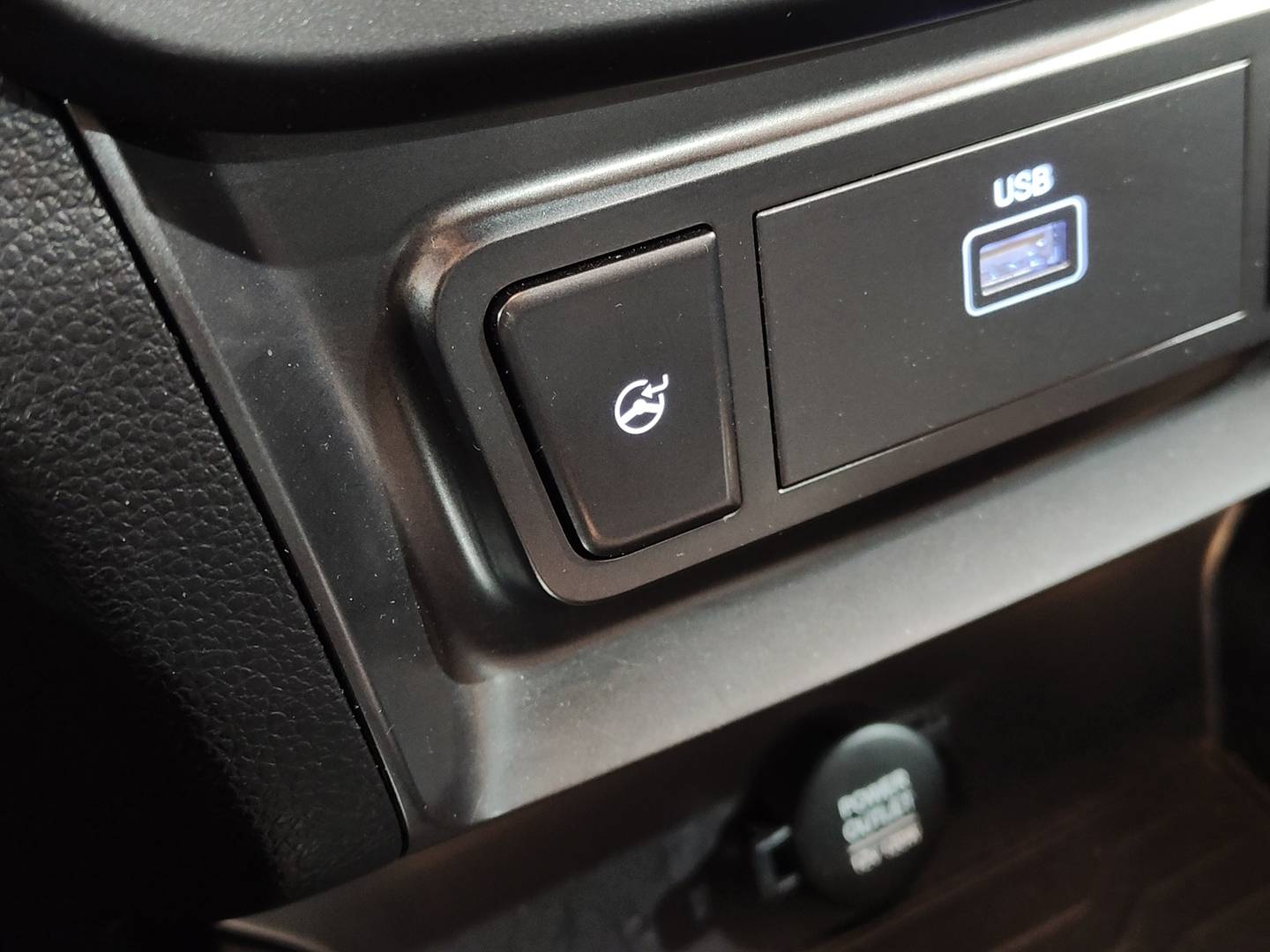 Foto SsangYong Tivoli Ssangyong Tivoli G15T LP Urban Plus (135 CV)