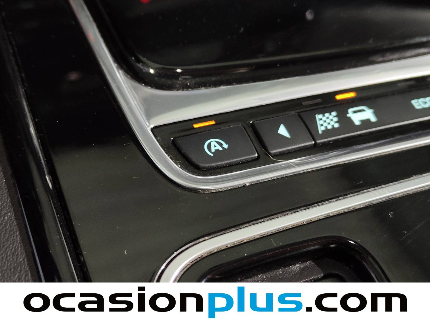 Foto Jaguar XE Jaguar XE 2.0 Diesel Pure RWD Auto (180 CV)