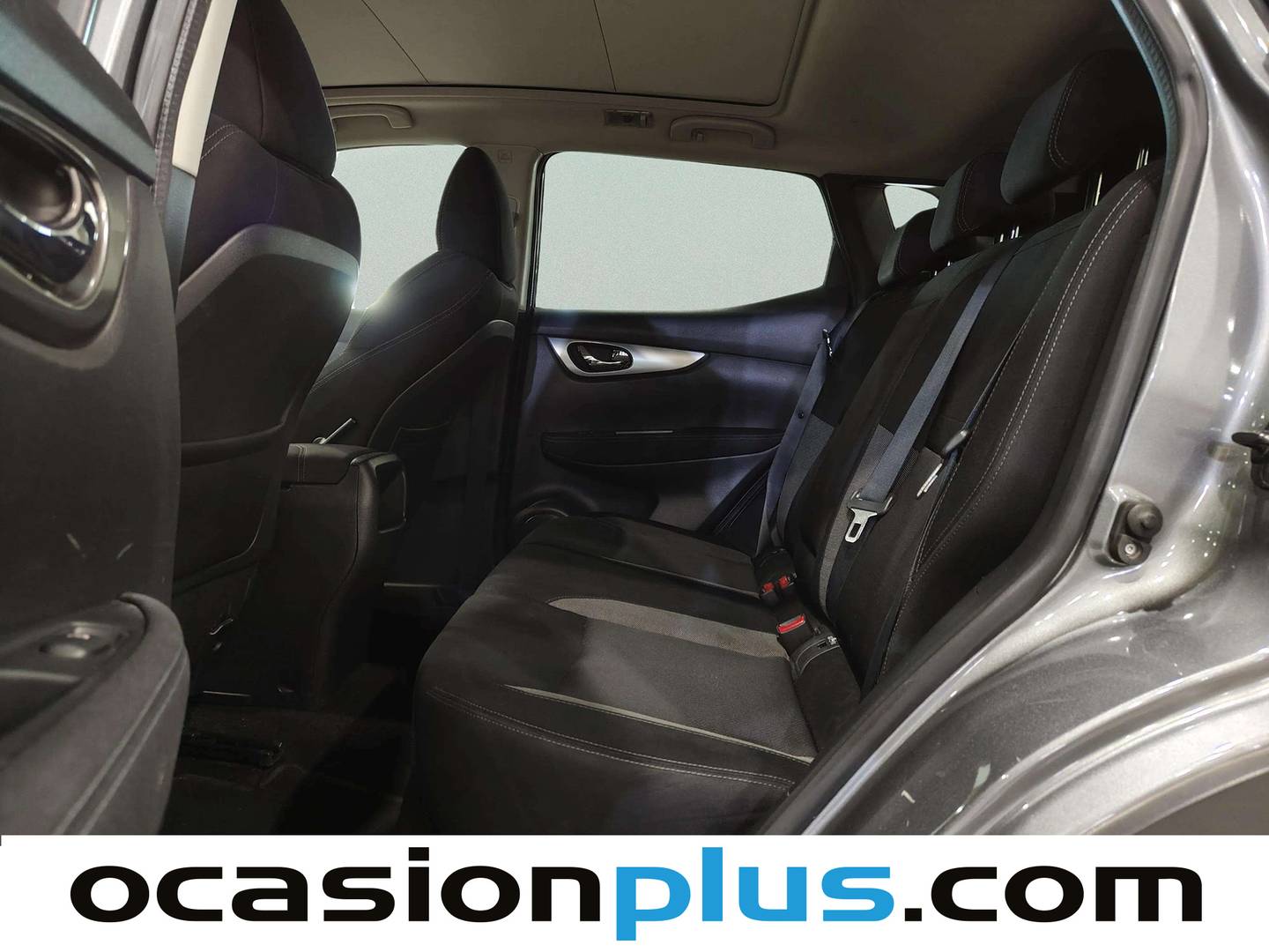 Foto asientos traseros Nissan QASHQAI Nissan Qashqai DIG-T 115 N-Connecta Xtronic (115 CV)