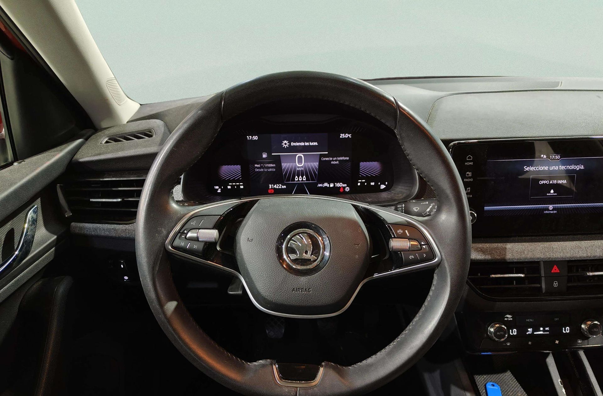 Škoda Kamiq 1.0 TSI Selection - foto 20