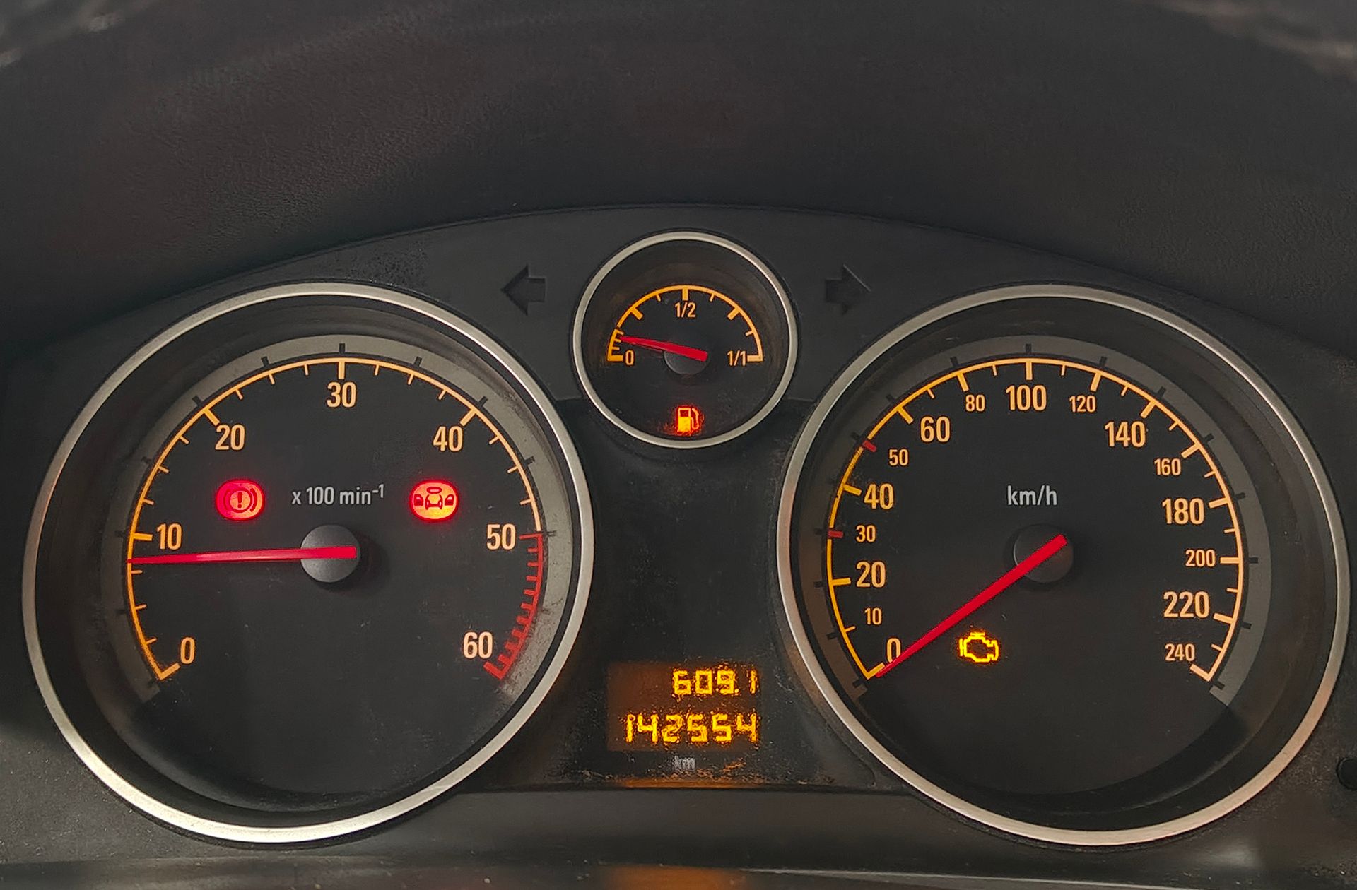 Opel Astra 1.7 CDTI Enjoy - foto 19