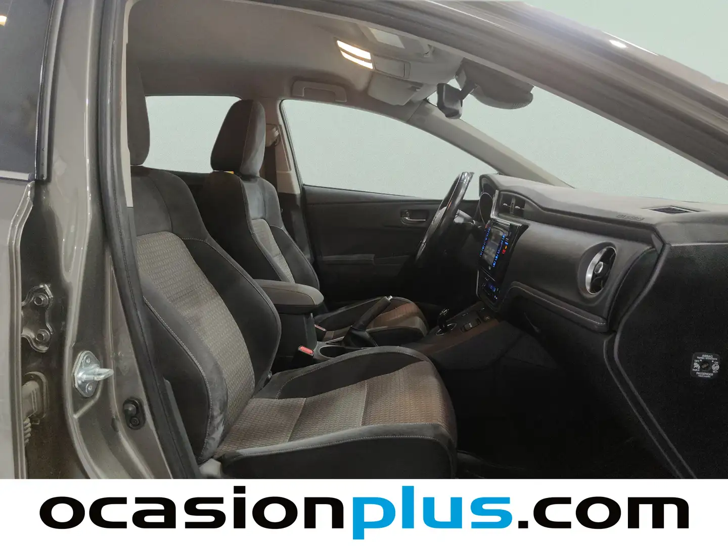 Foto Toyota Auris Toyota Auris 140H Hybrid Feel! Edition (136 CV)