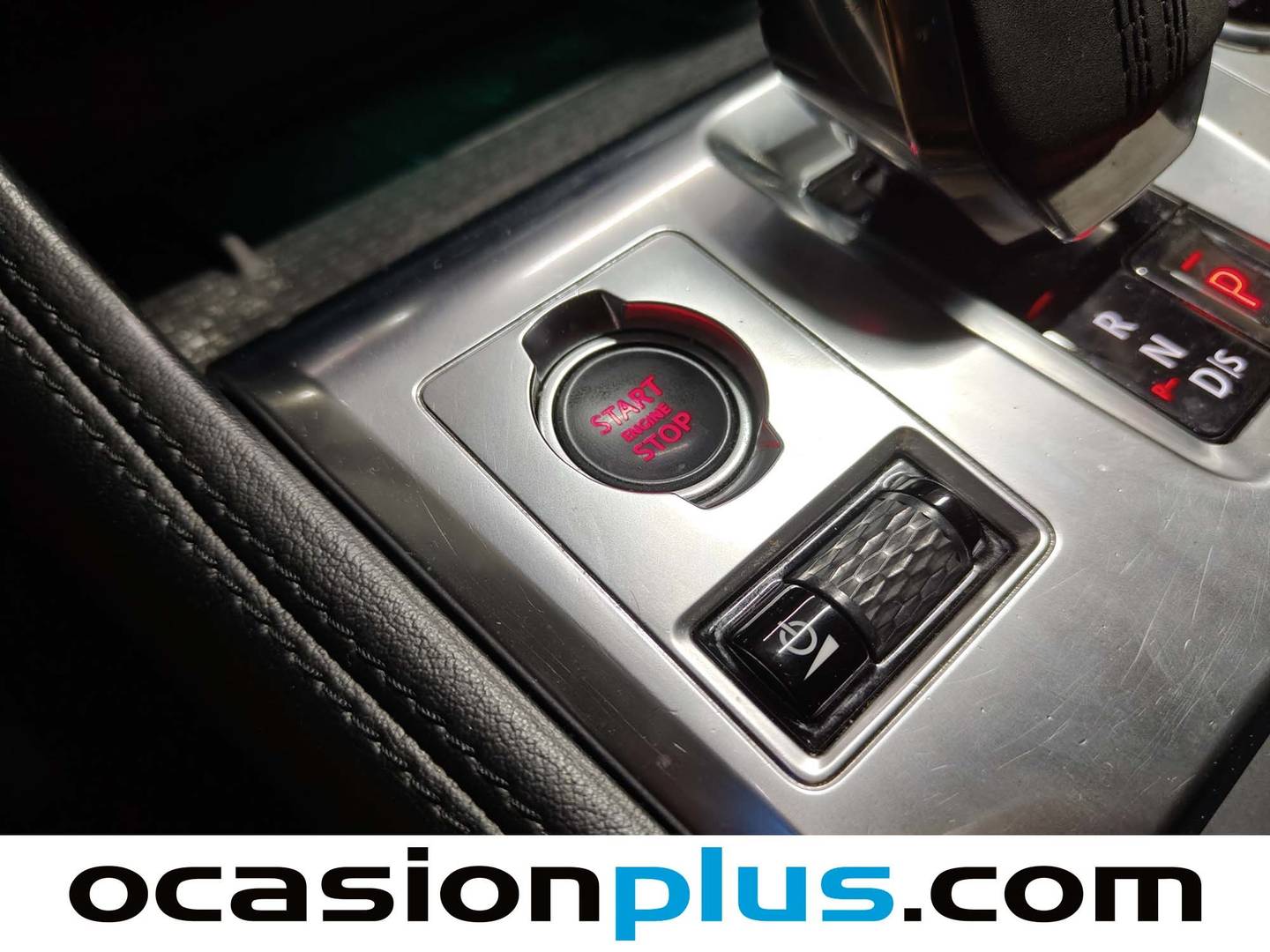 Foto Jaguar F-Pace Jaguar F-PACE 2.0D I4 MHEV Standard S AWD Auto  (204 CV)