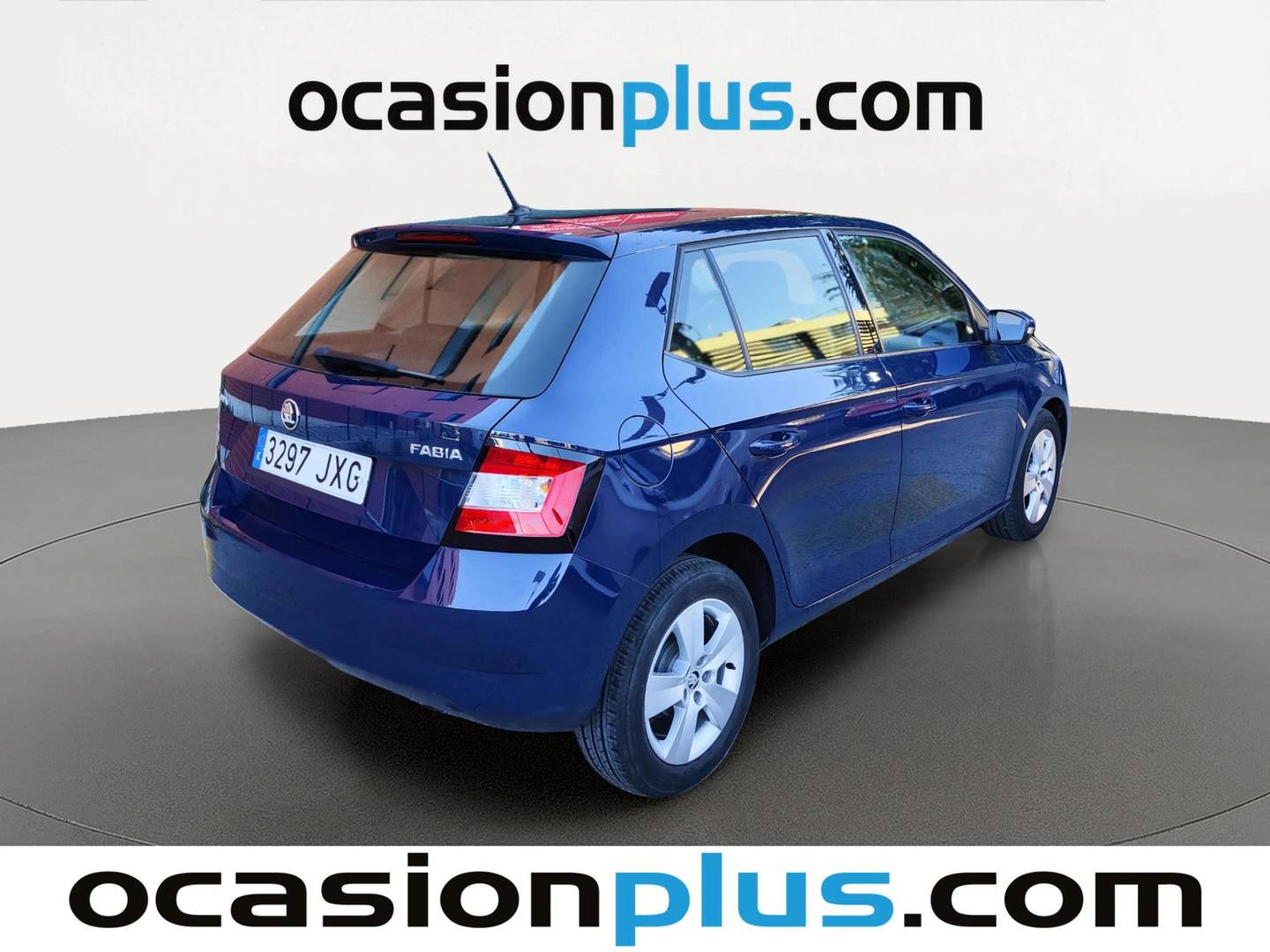 Foto trasera Skoda Fabia Skoda Fabia 1.0 MPI Like (75 CV) derecha