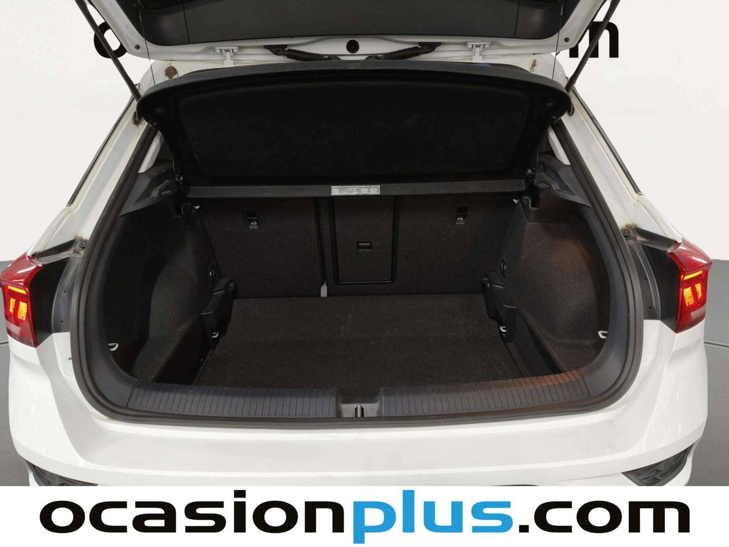 Fotos maletero Volkswagen T-Roc Volkswagen T-Roc Advance 1.5 TSI (150 CV) DSG