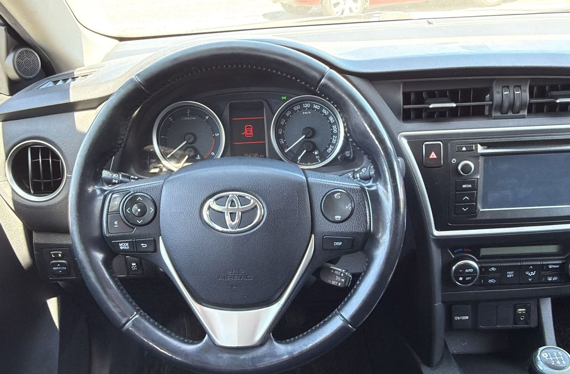 Toyota Auris 90D Feel! - foto 17