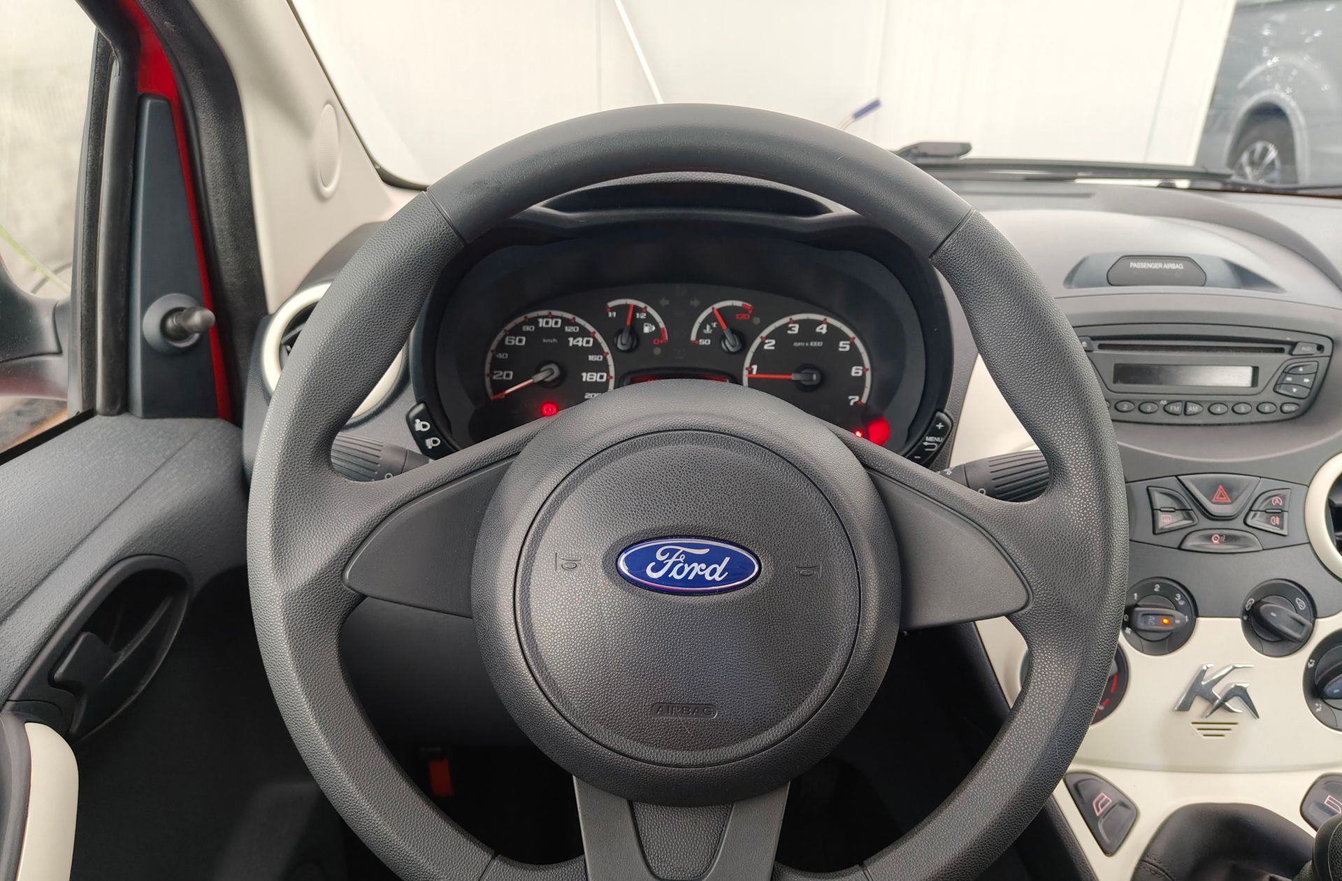 Ford Ka 1.2 Duratec Trend+ - foto 21