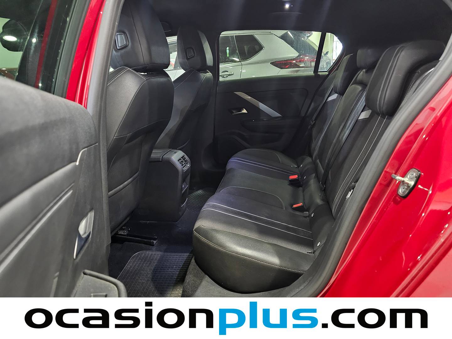 Foto asientos traseros Opel Astra Opel Astra 1.2 Turbo XHT GS (130 CV)