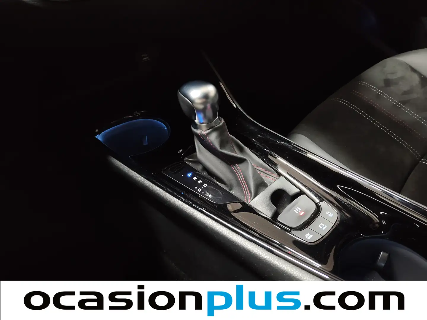 Foto Toyota C-HR Toyota C-HR 180H GR Sport (184 CV)