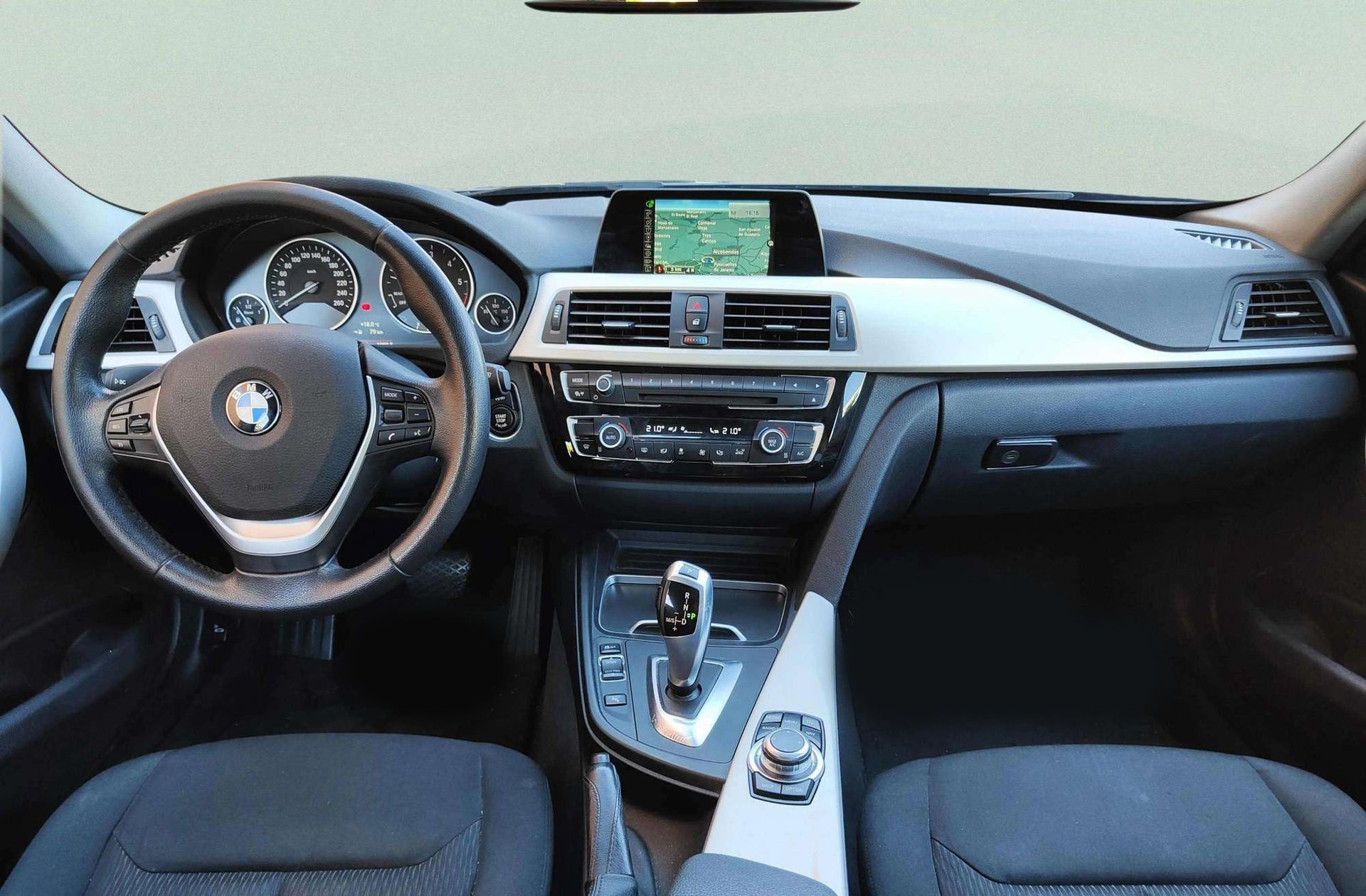BMW Serie 3 320d - foto 6