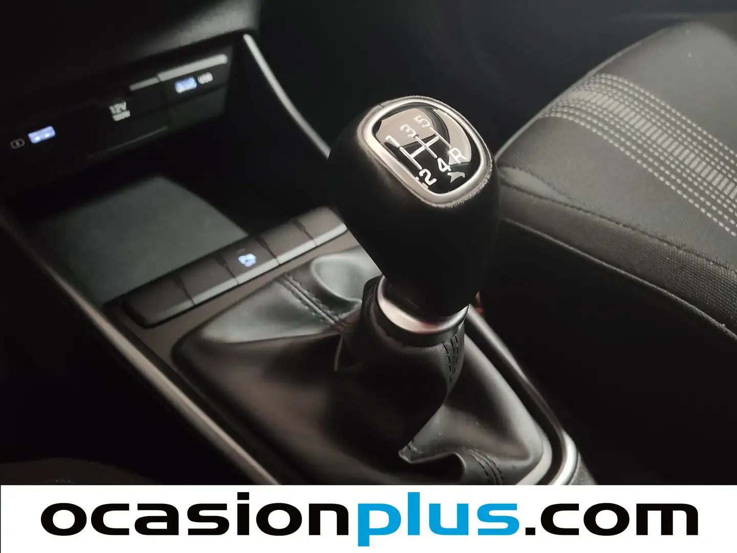 Foto Hyundai Bayon Hyundai Bayon 1.2 MPI Klass (84 CV)