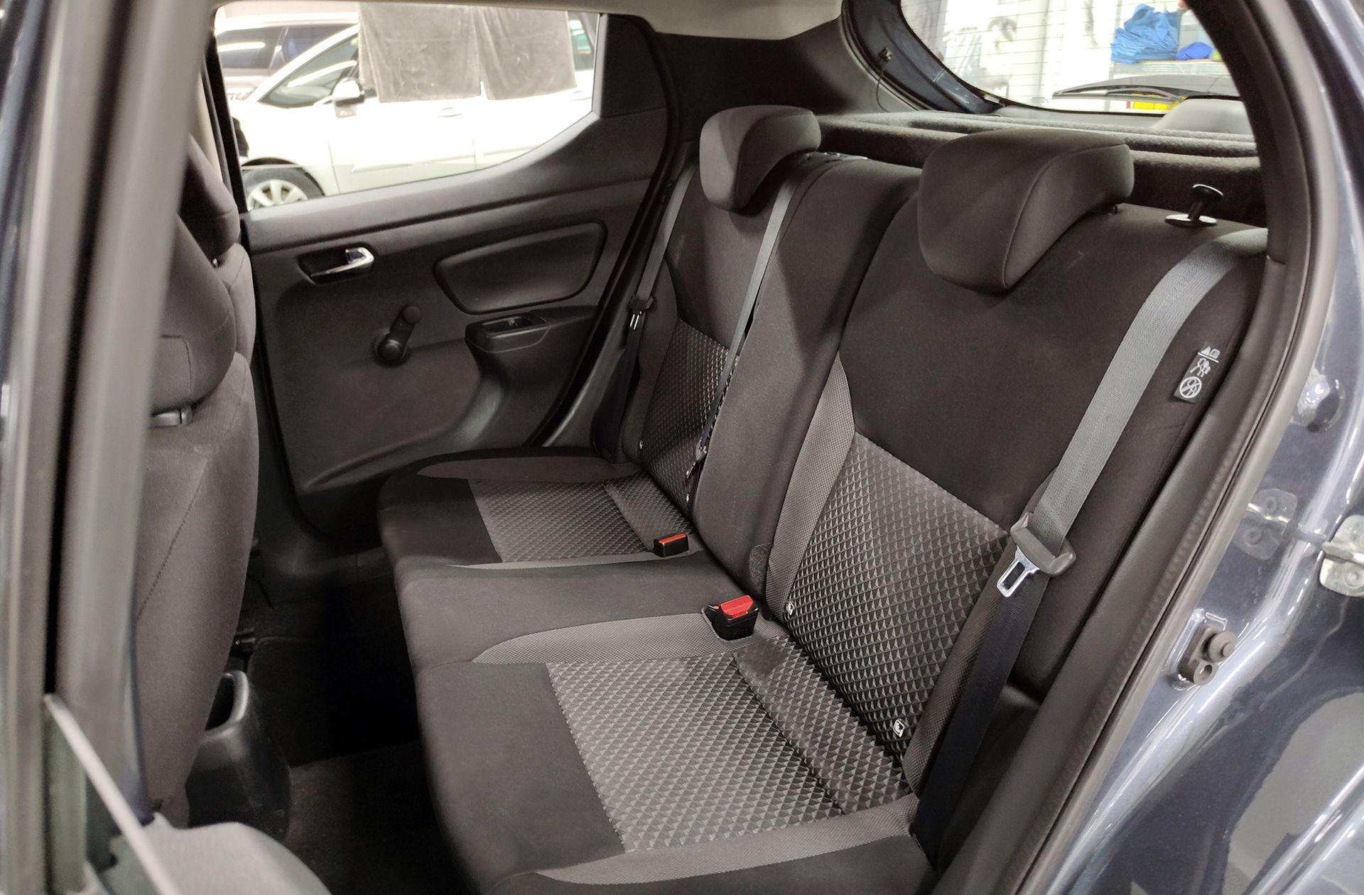 Nissan Micra IG-T 92 Acenta CVT - foto 9