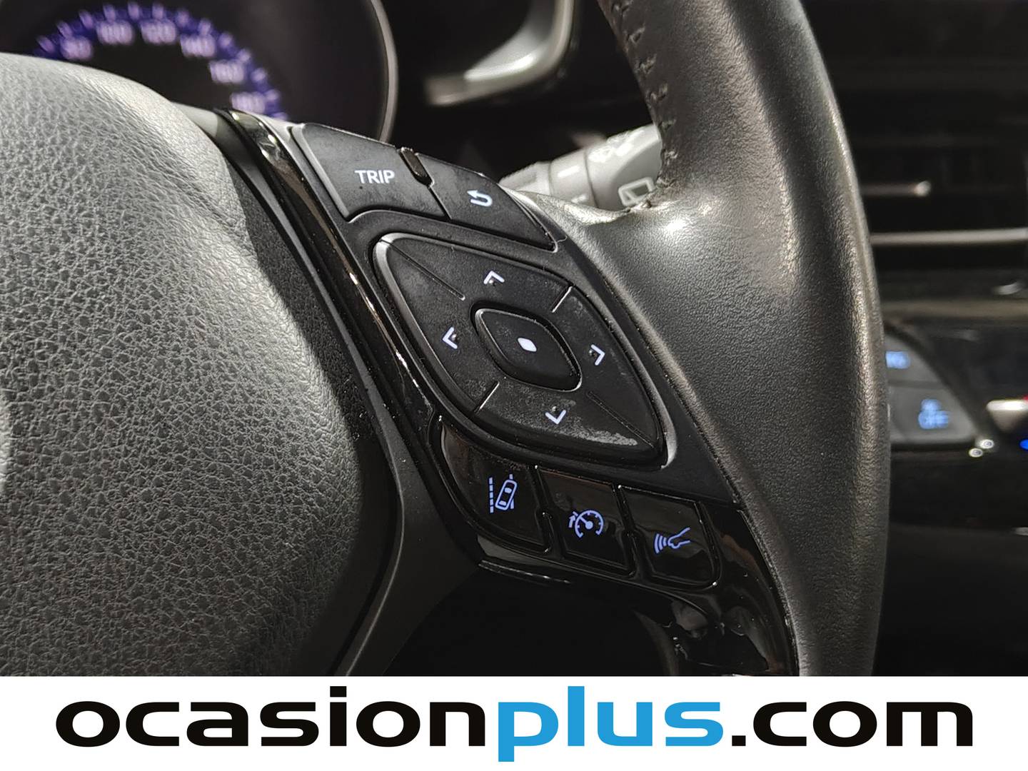 Acabados Toyota C-HR Toyota C-HR 1.8 125H Advance (122 CV)