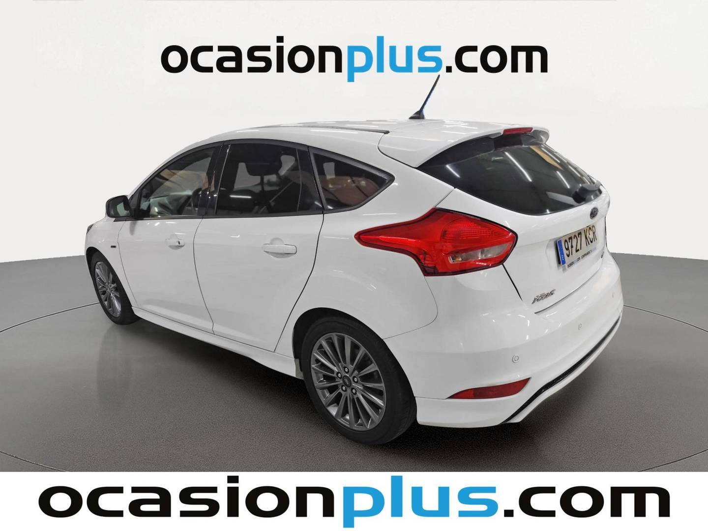 Foto trasera Ford Focus Ford Focus 1.0 Ecoboost S&S ST-Line (125 CV) izquierda
