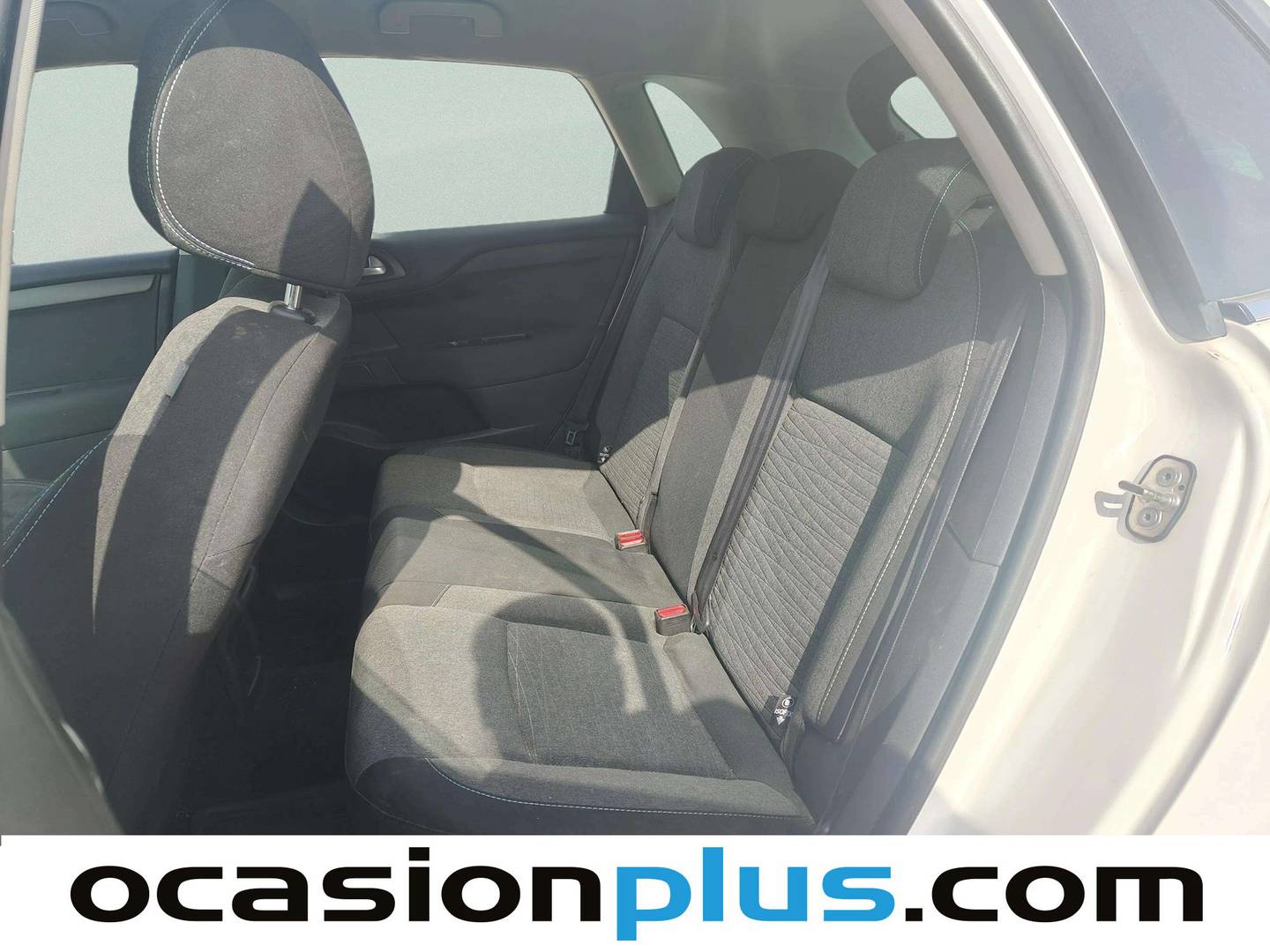 Foto asientos traseros Citroën C4 Citroën C4 BlueHDi 100 Feel Edition (99 CV)